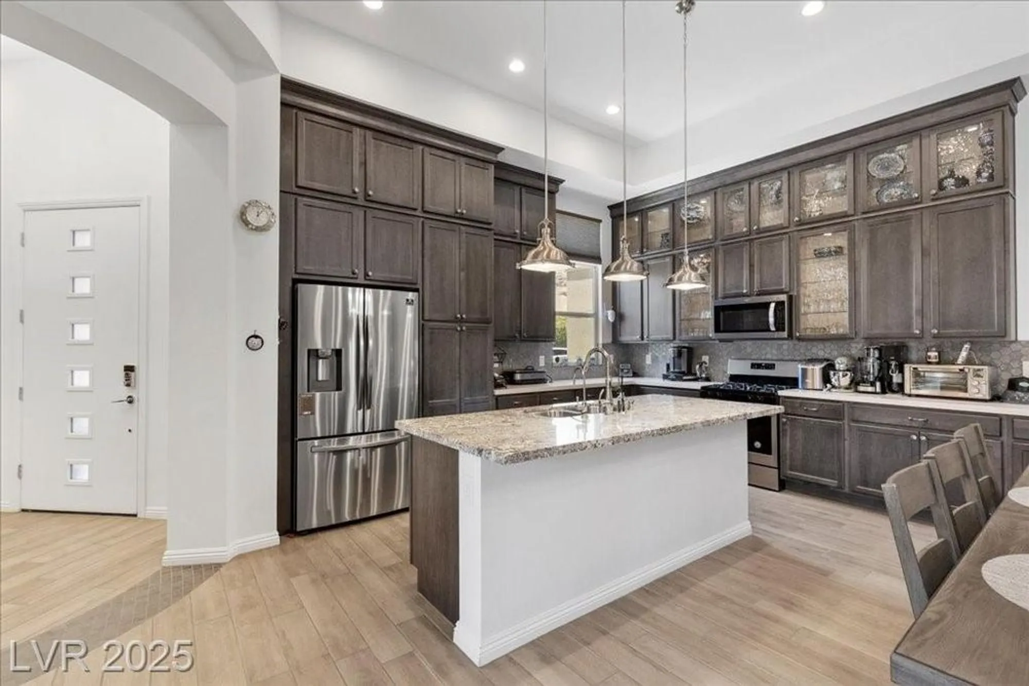 Property Slideshow image 4 of 77 | 6722 desert crimson st, Las Vegas, NV, 89148