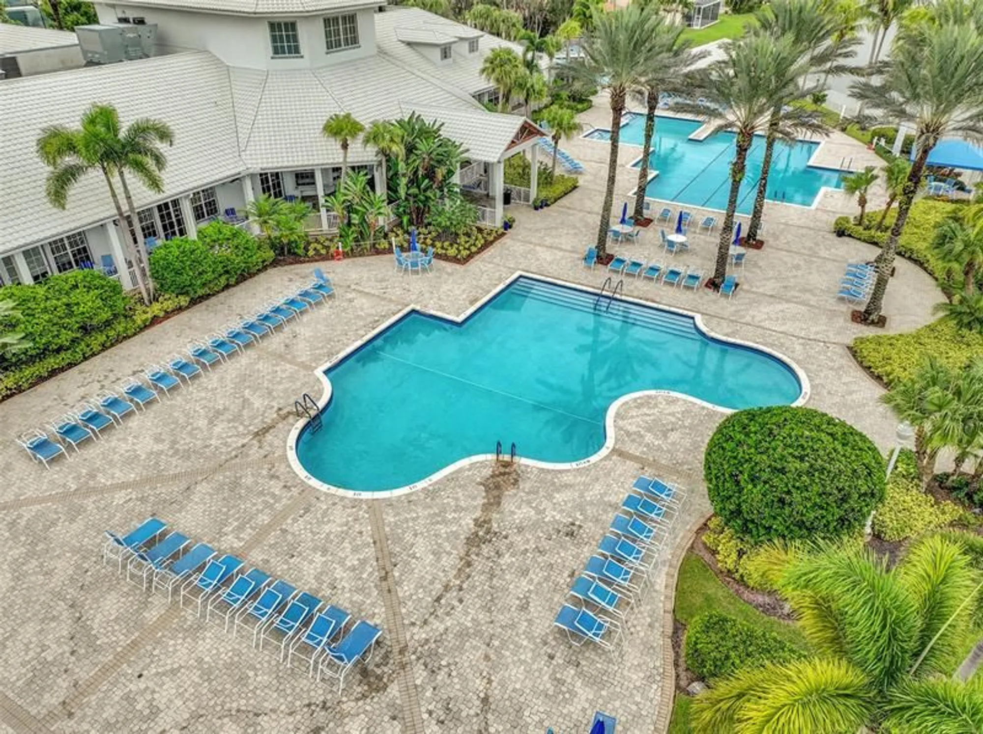 Property Slideshow image 30 of 36 | 9815 galleon dr, West Palm Beach, FL, 33411