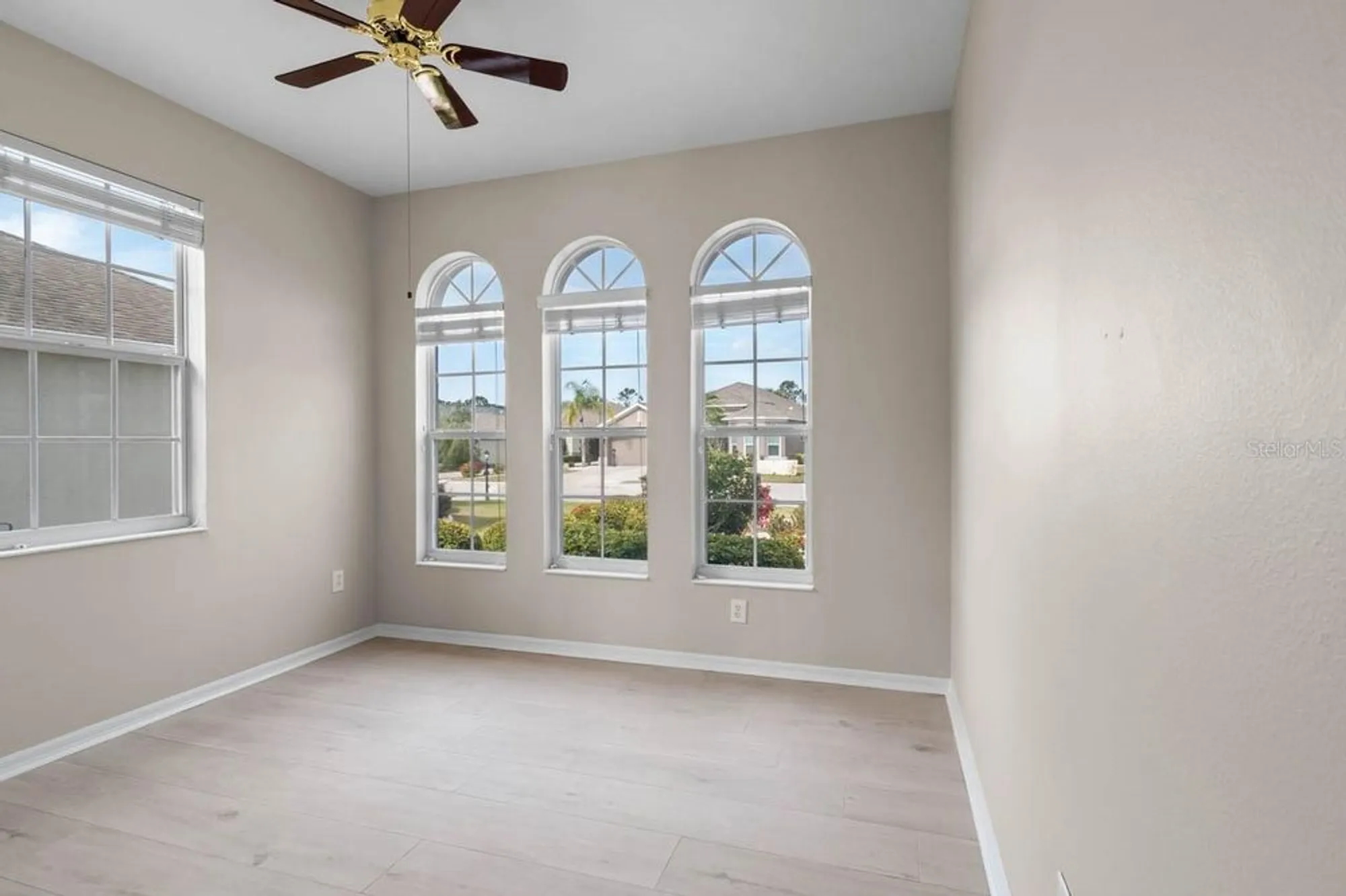 Property Slideshow image 22 of 52 | 1112 jasmine creek ct, Sun City Center, FL, 33573