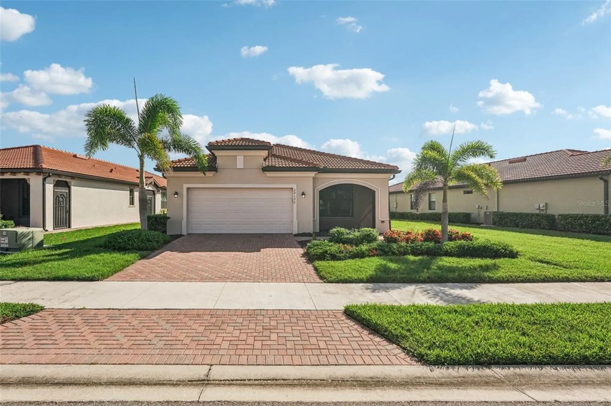 Property Slideshow image 4 of 68 | 24176 spartina dr, Venice, FL, 34293