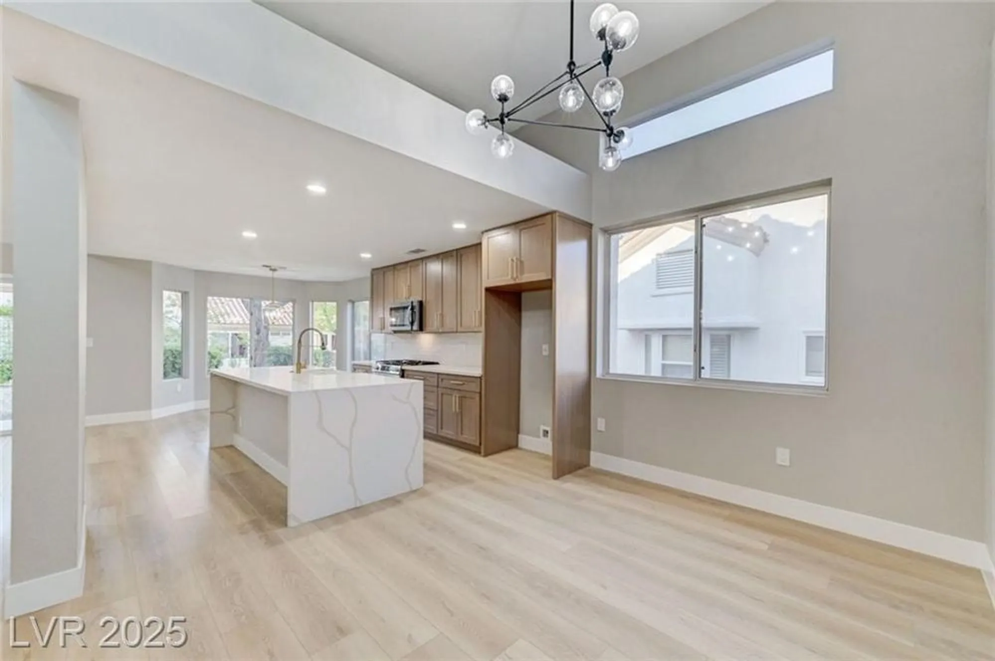 Property Slideshow image 23 of 75 | 9308 quail ridge dr, Las Vegas, NV, 89134