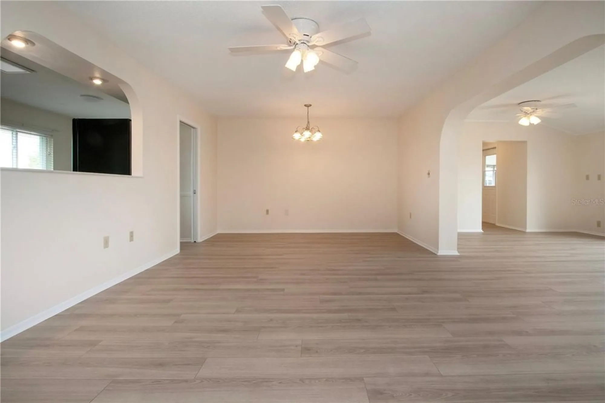 Property Slideshow image 9 of 56 | 1715 danbury dr, Sun City Center, FL, 33573