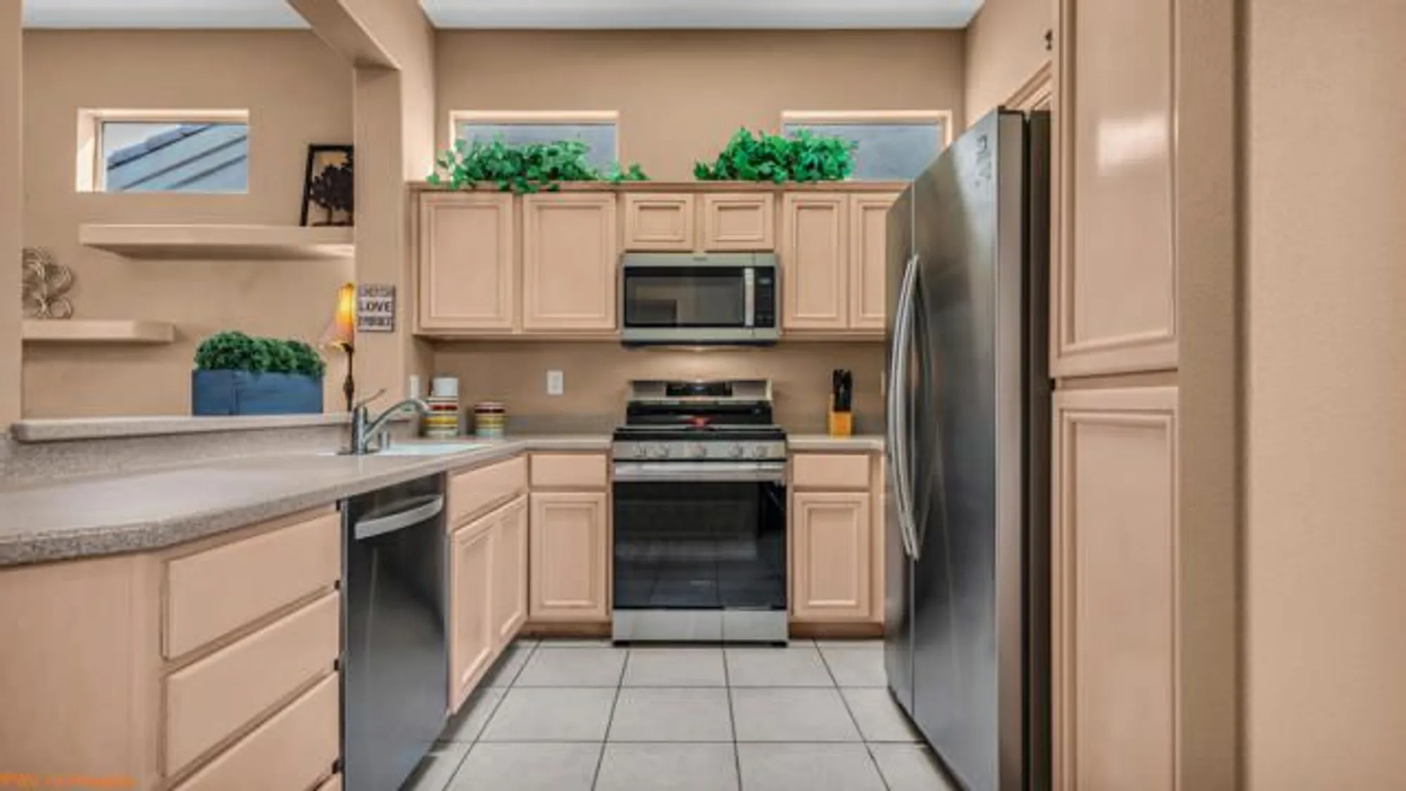 Property Slideshow image 9 of 38 | 37953 grand oaks ave, Palm Desert, CA, 92211