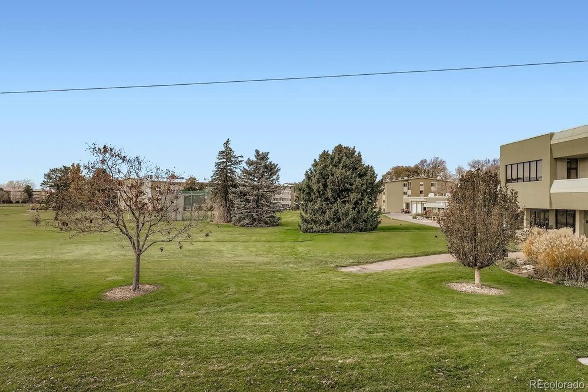 Property Slideshow image 5 of 24 | 625 s clinton st 7b, Denver, CO, 80247