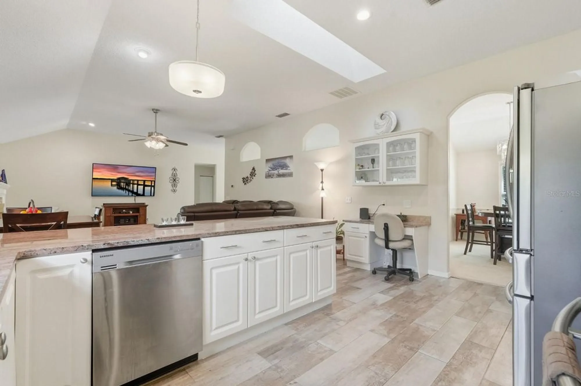 Property Slideshow image 10 of 52 | 2 silver lake way, Ormond Beach, FL, 32174