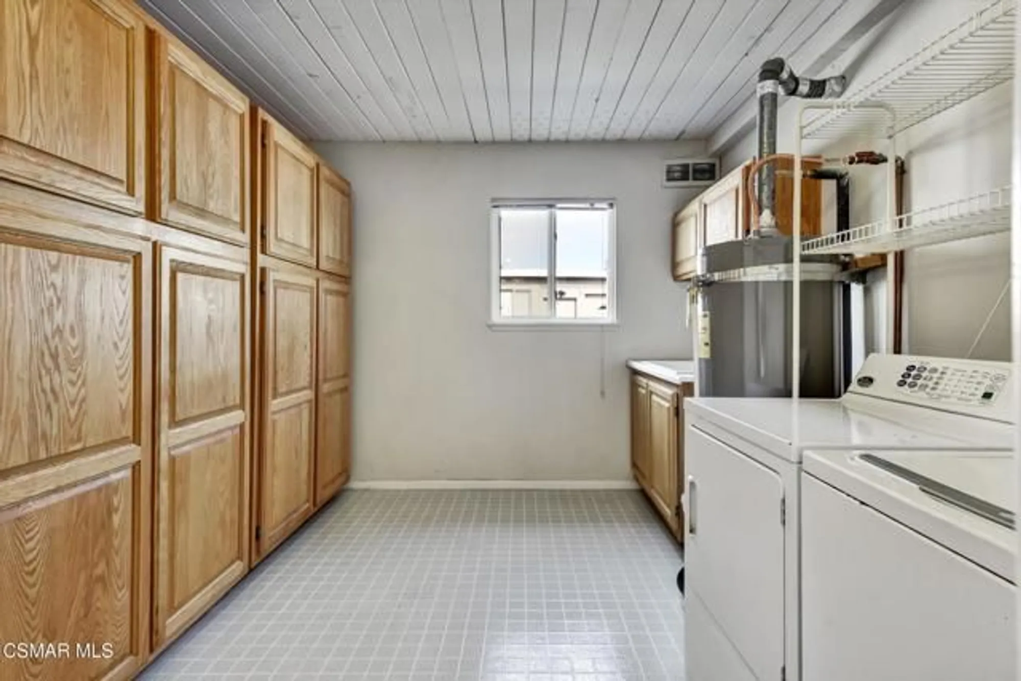 Property Slideshow image 35 of 58 | 161 w bay blvd, Port Hueneme, CA, 93041