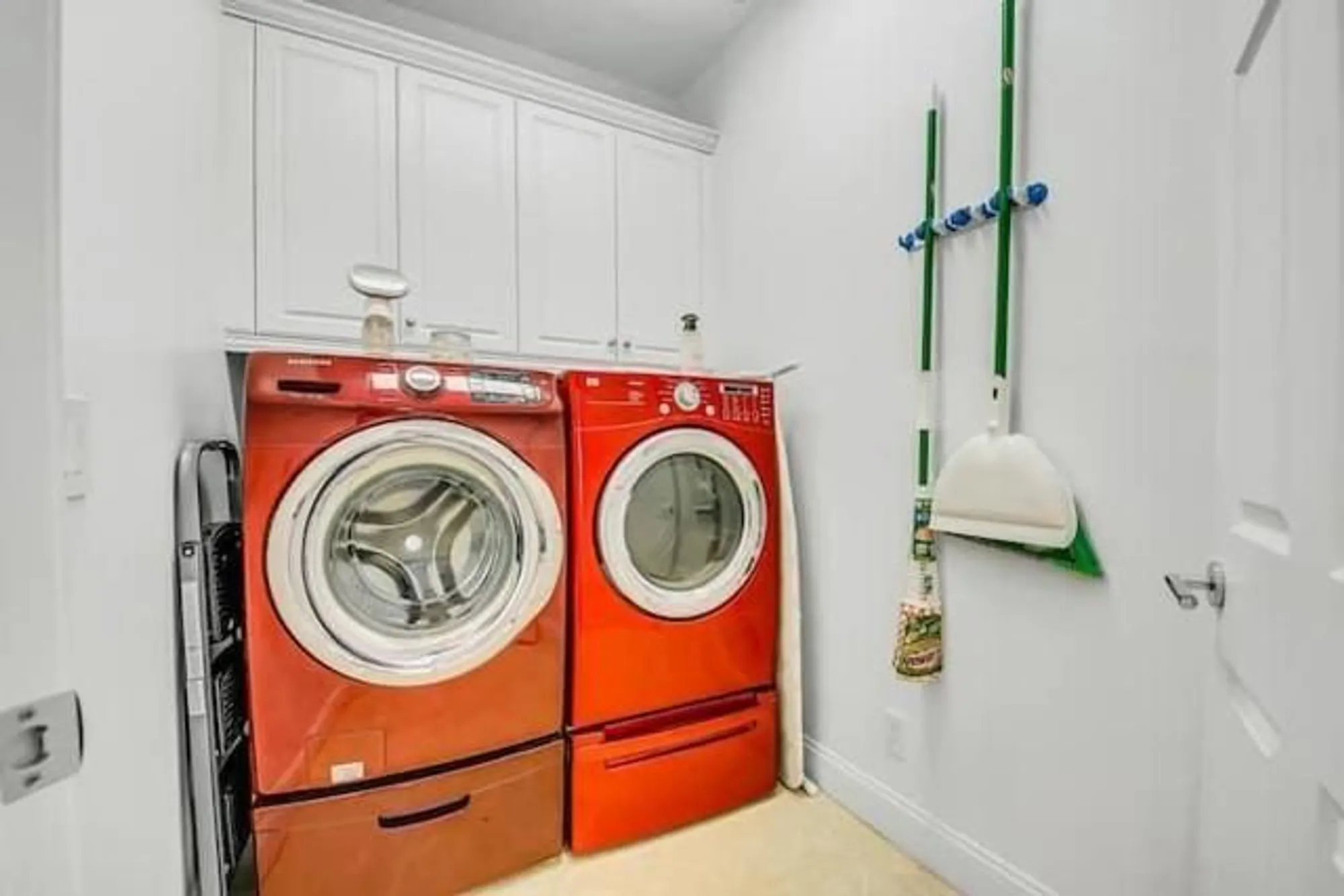 Property Slideshow image 24 of 37 | 84297 canzone dr, Indio, CA, 92203