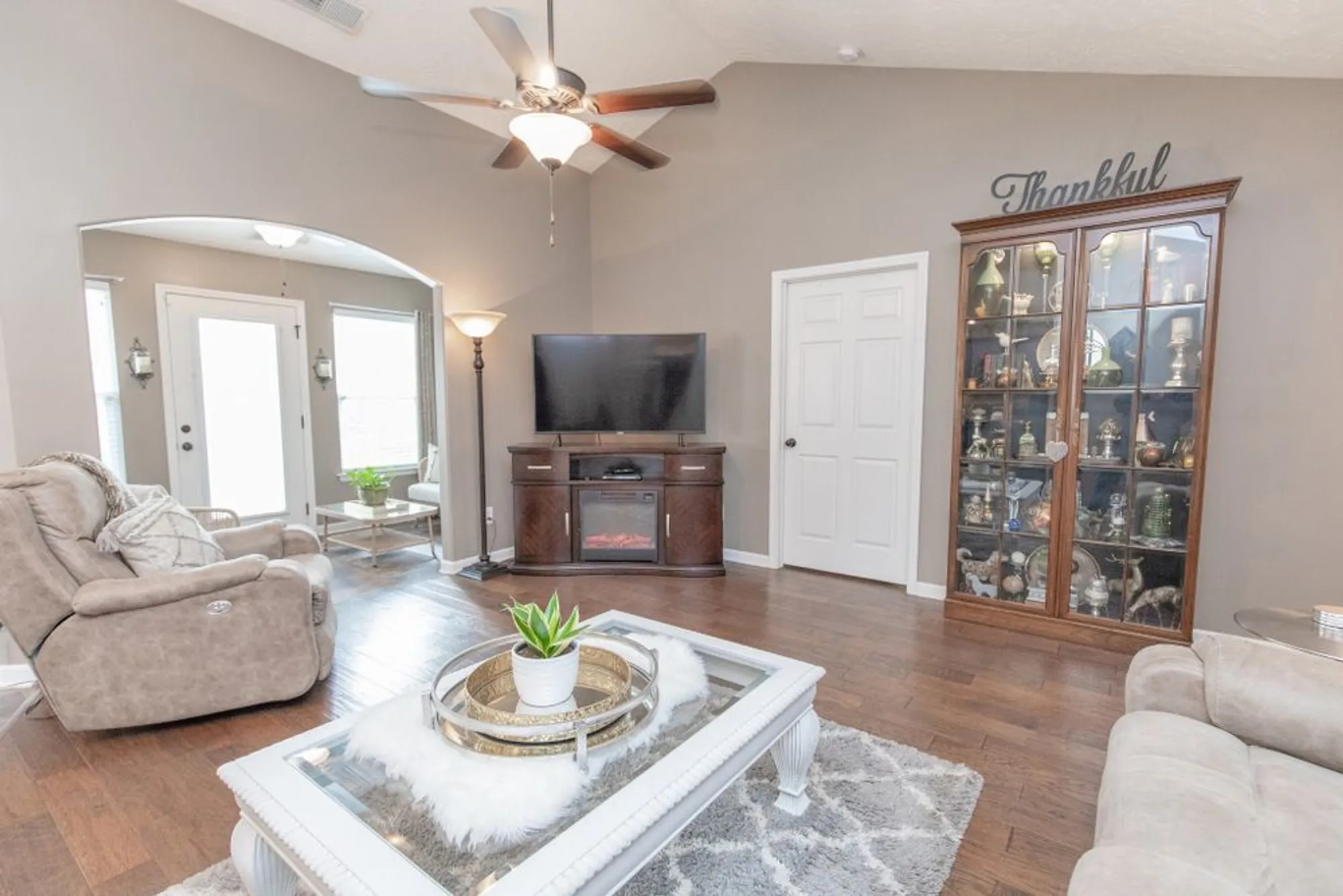 Property Slideshow image 3 of 50 | 395 devon chase hl 6001, Gallatin, TN, 37066