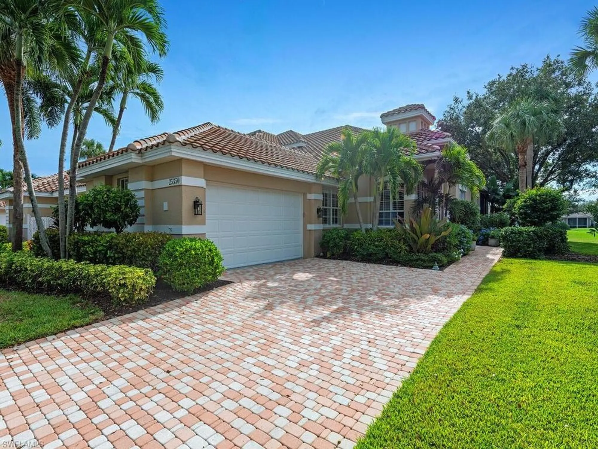 Property Slideshow image 3 of 15 | 25350 galashields cir, Bonita Springs, FL, 34134