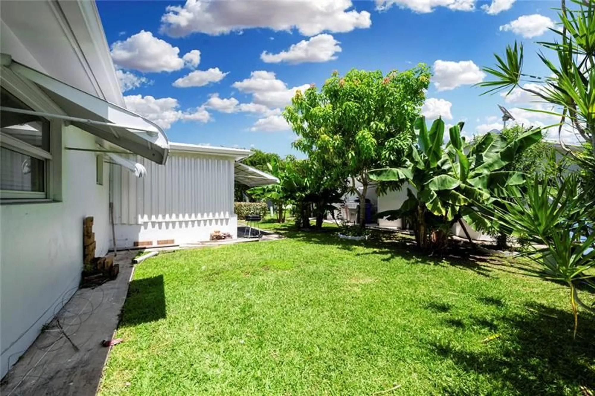 Property Slideshow image 23 of 35 | 220 s golf blvd, Pompano Beach, FL, 33064