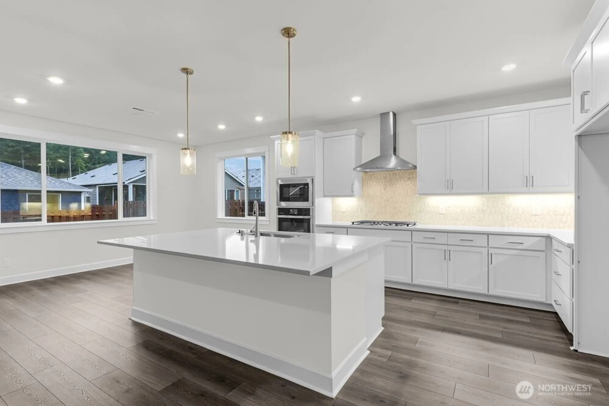 Property Slideshow image 3 of 23 | 9245 nootka ct, Lacey, WA, 98513