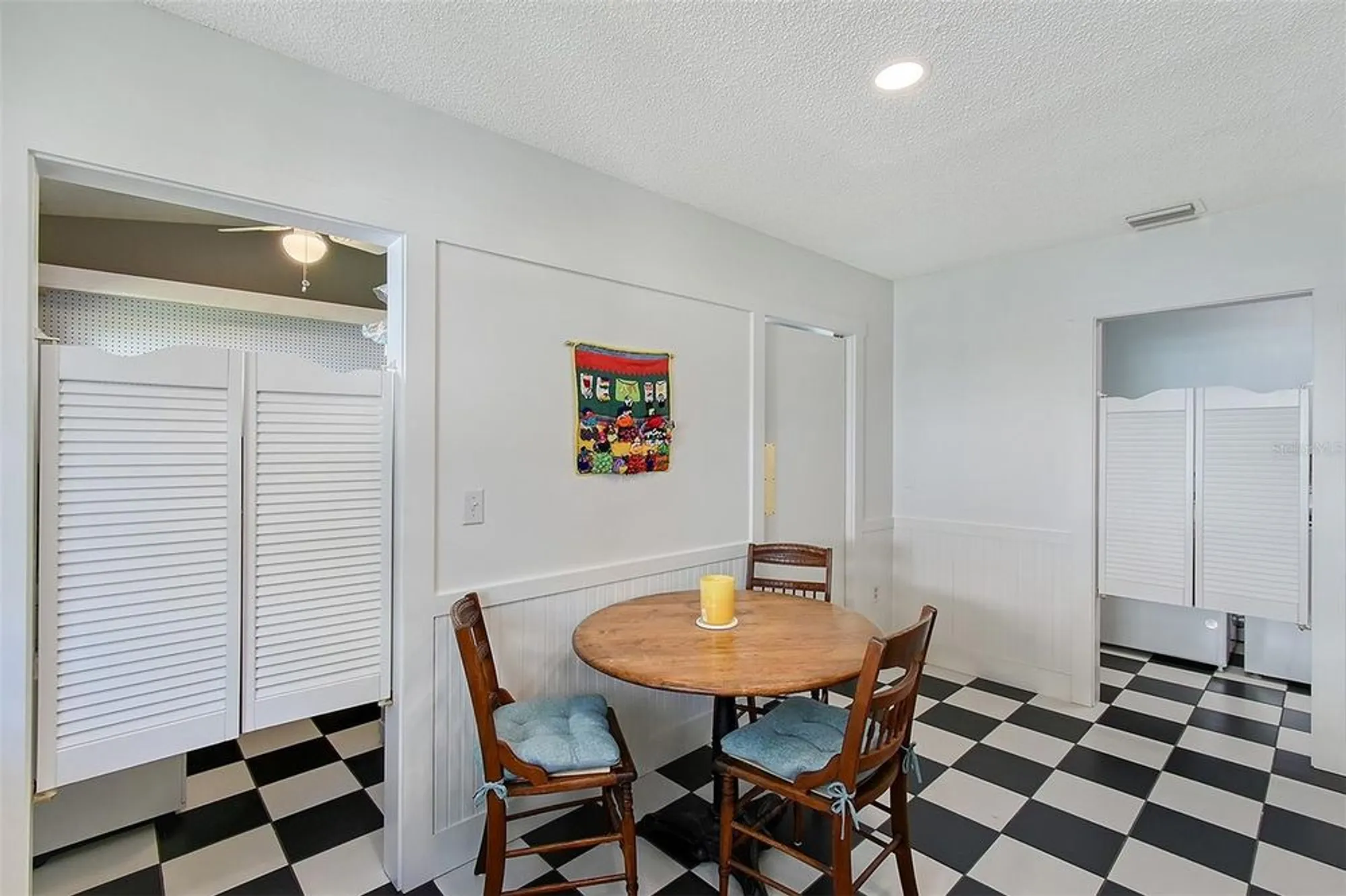 Property Slideshow image 23 of 60 | 7767 pine trace dr, Sarasota, FL, 34243