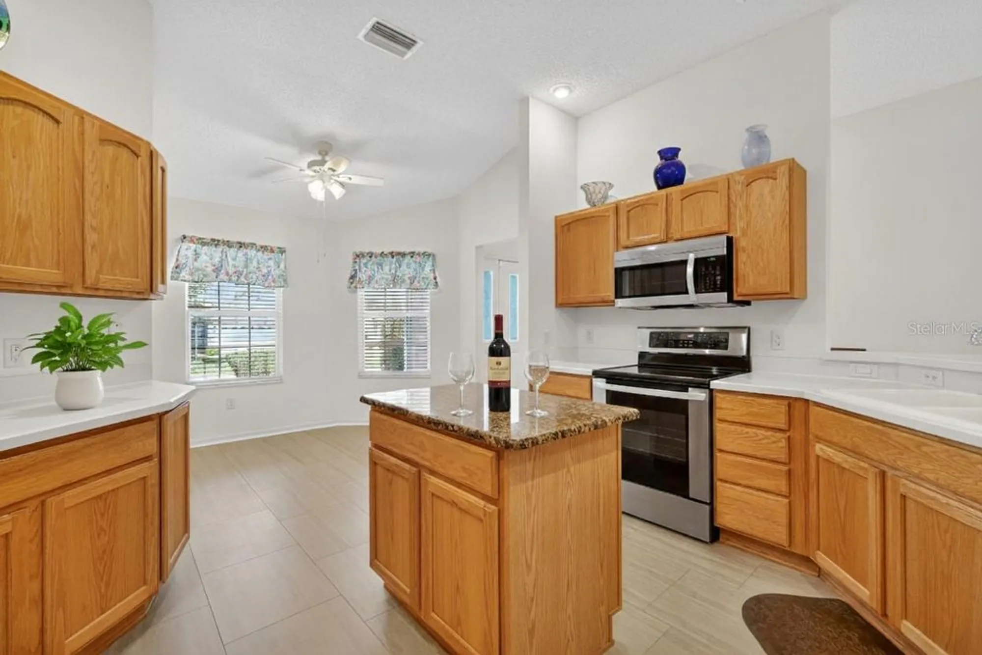 Property Slideshow image 9 of 32 | 8294 se 177th winterthur loop, The Villages, FL, 32162
