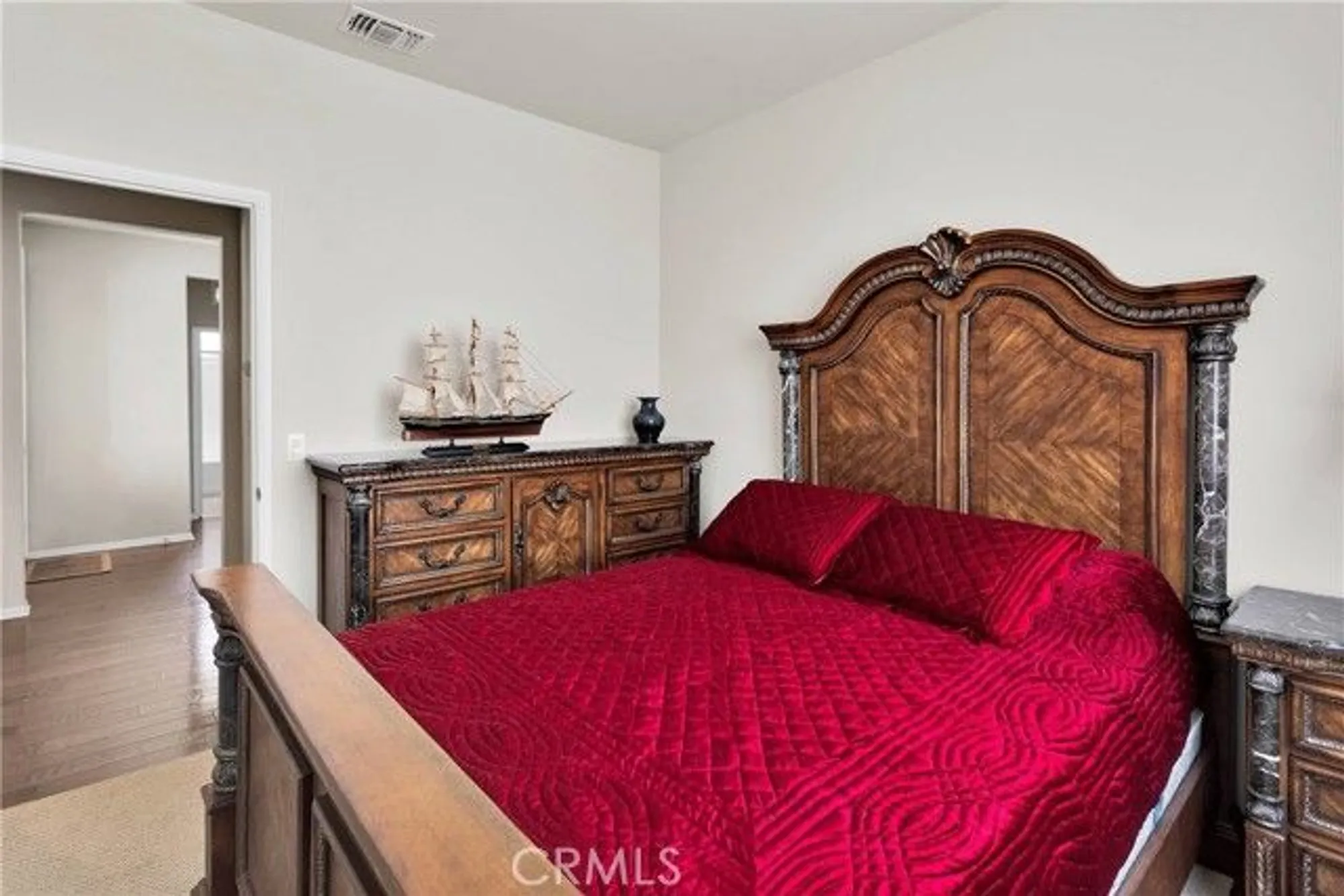 Property Slideshow image 31 of 46 | 18935 lariat st, Apple Valley, CA, 92308