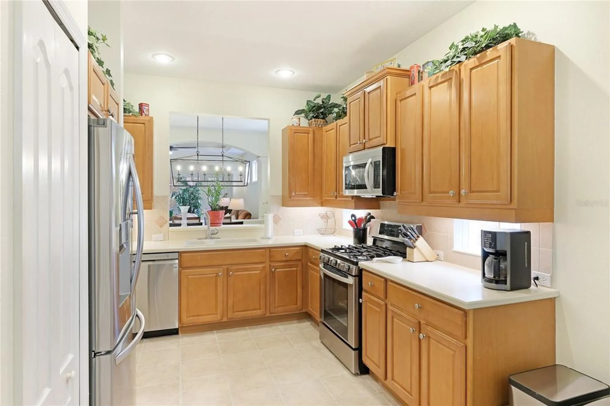 Property Slideshow image 8 of 38 | 6103 aviary ct, Bradenton, FL, 34203
