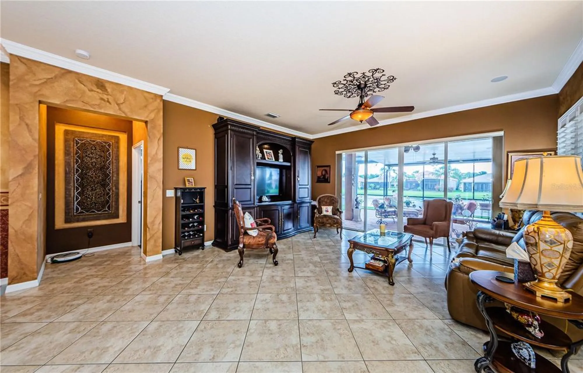 Property Slideshow image 7 of 77 | 4947 sandy brook cir, Wimauma, FL, 33598