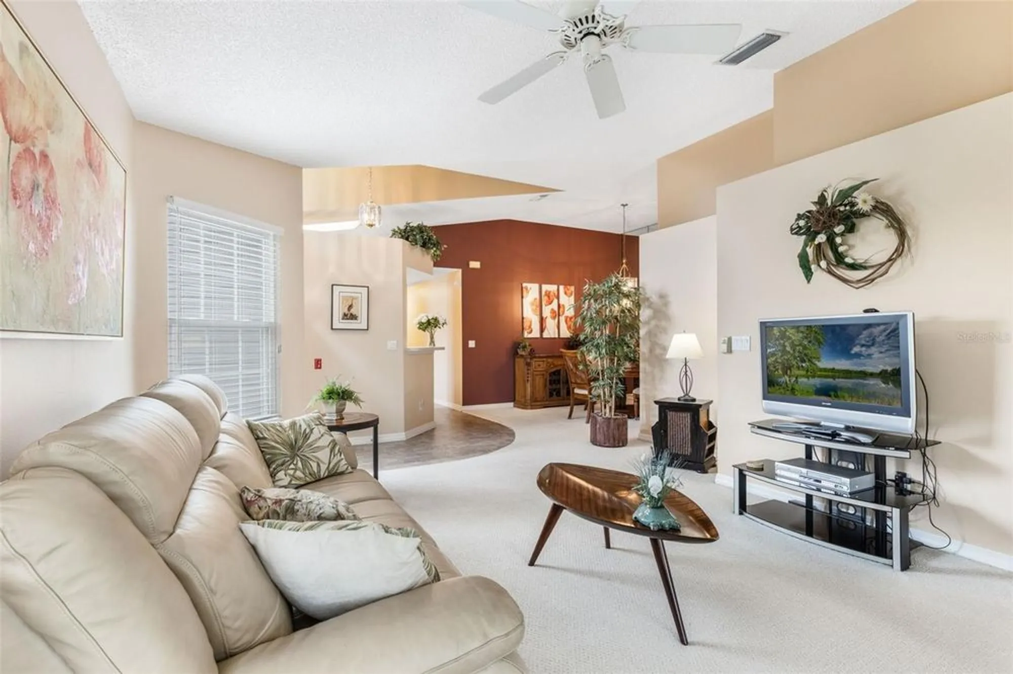 Property Slideshow image 9 of 60 | 26740 cash ct, Leesburg, FL, 34748