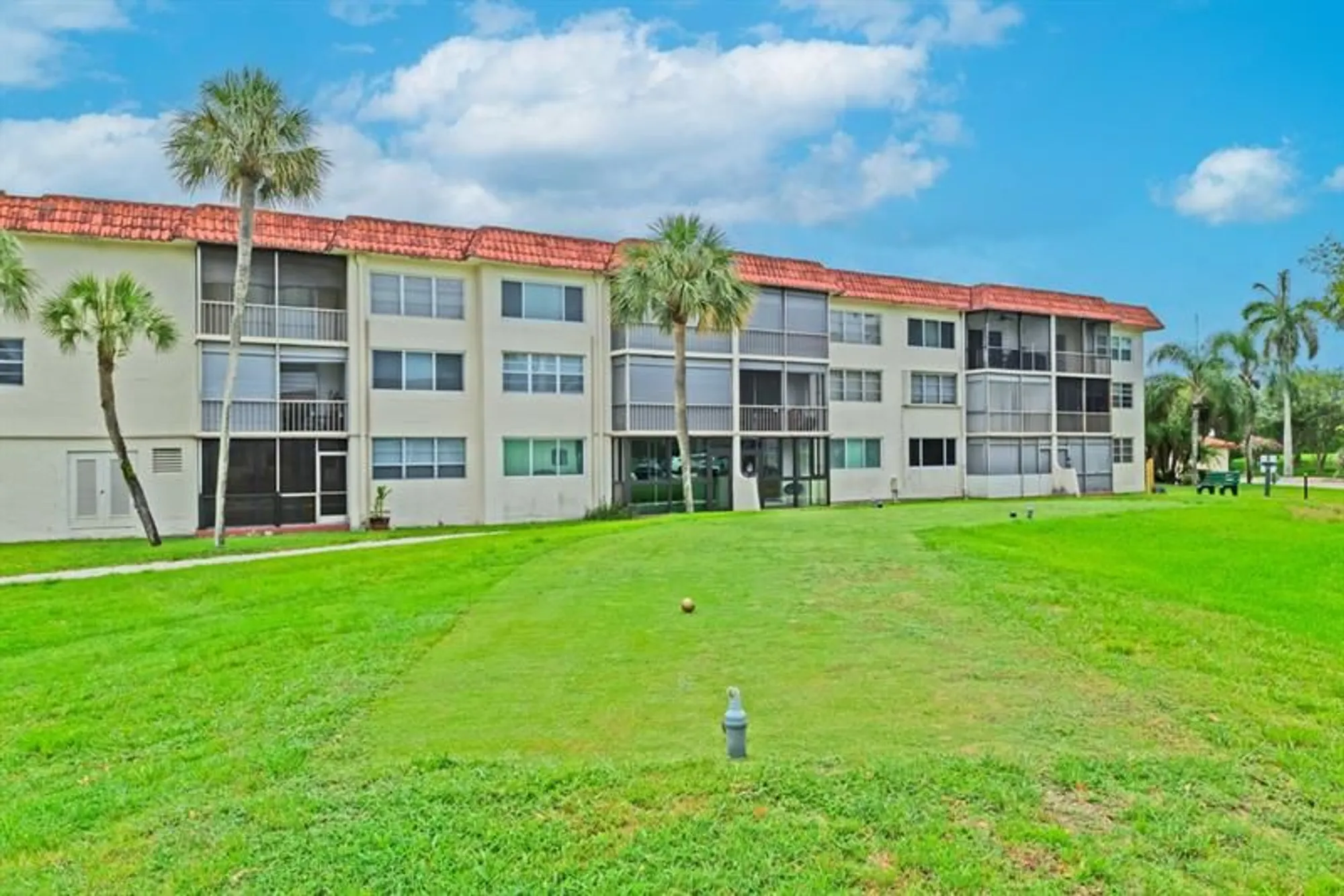 Property Slideshow image 39 of 50 | 8941 s hollybrook blvd apt 104, Pembroke Pines, FL, 33025