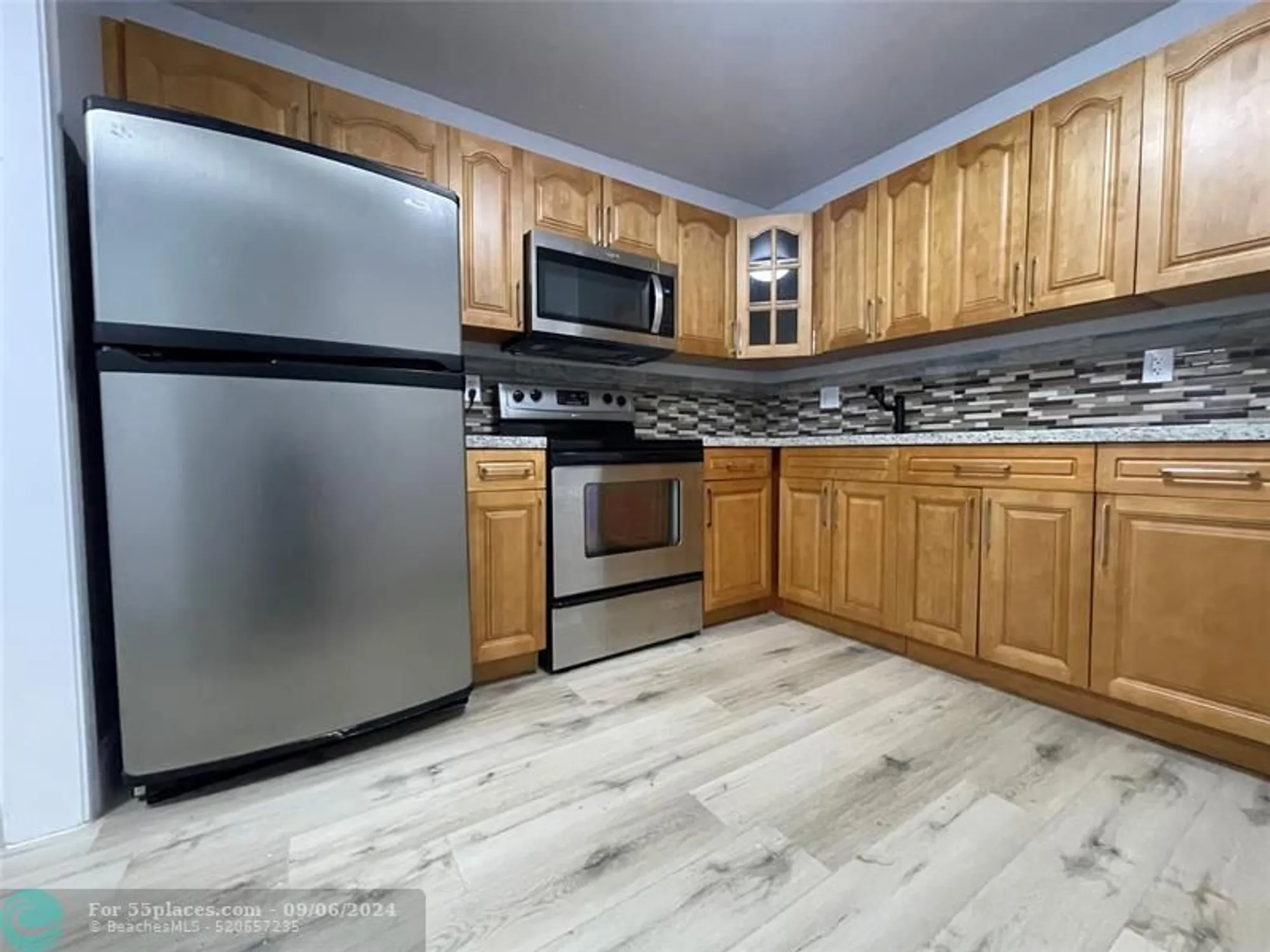 Property Slideshow image 2 of 23 | 4750 nw 22nd ct 110, Lauderhill, FL, 33313