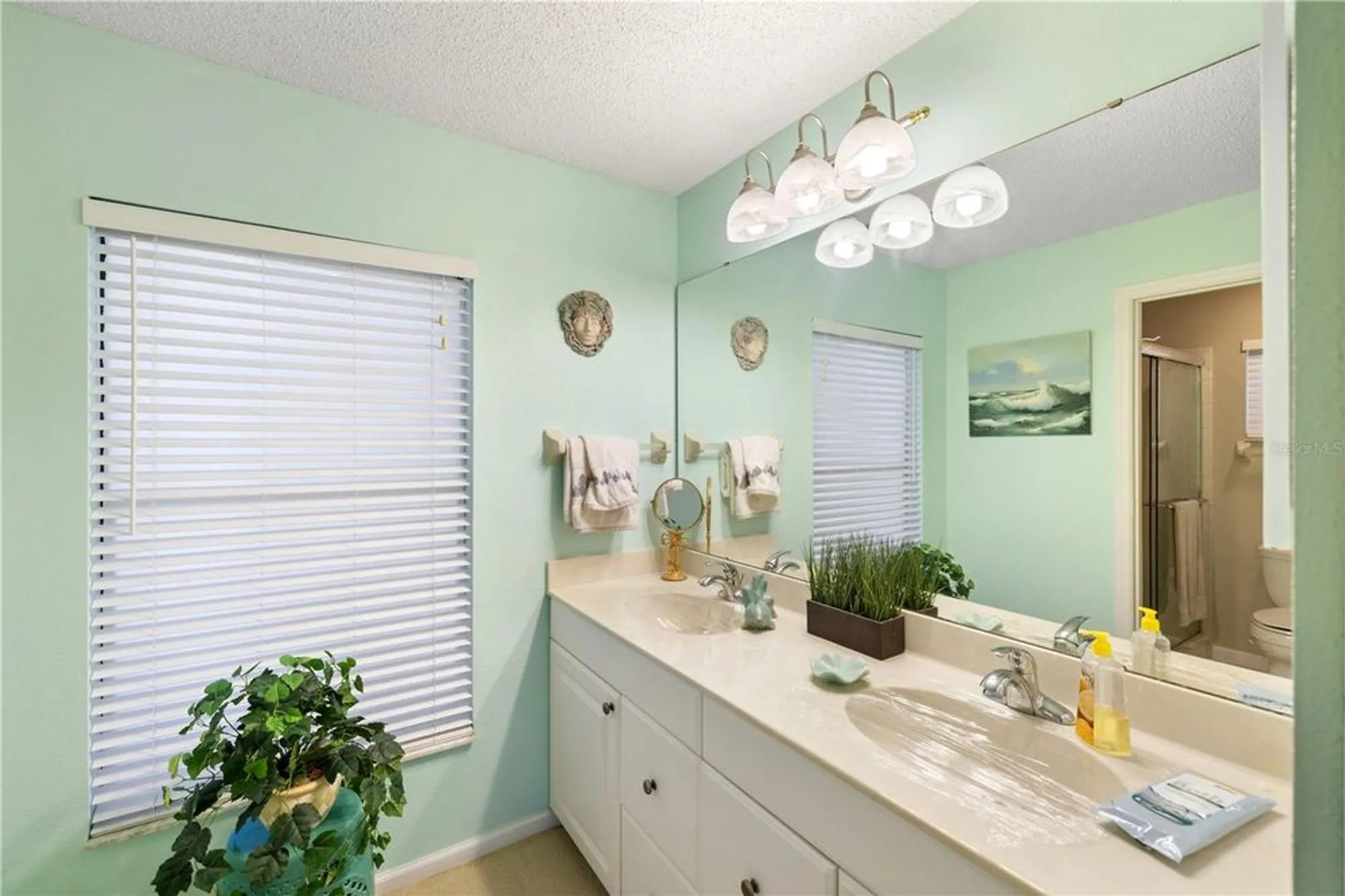 Property Slideshow image 36 of 48 | 428 cypress forest dr, Englewood, FL, 34223