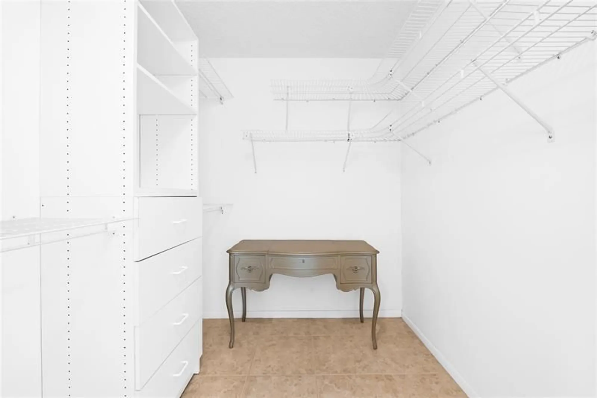 Property Slideshow image 10 of 25 | 2802 victoria way j3, Coconut Creek, FL, 33066