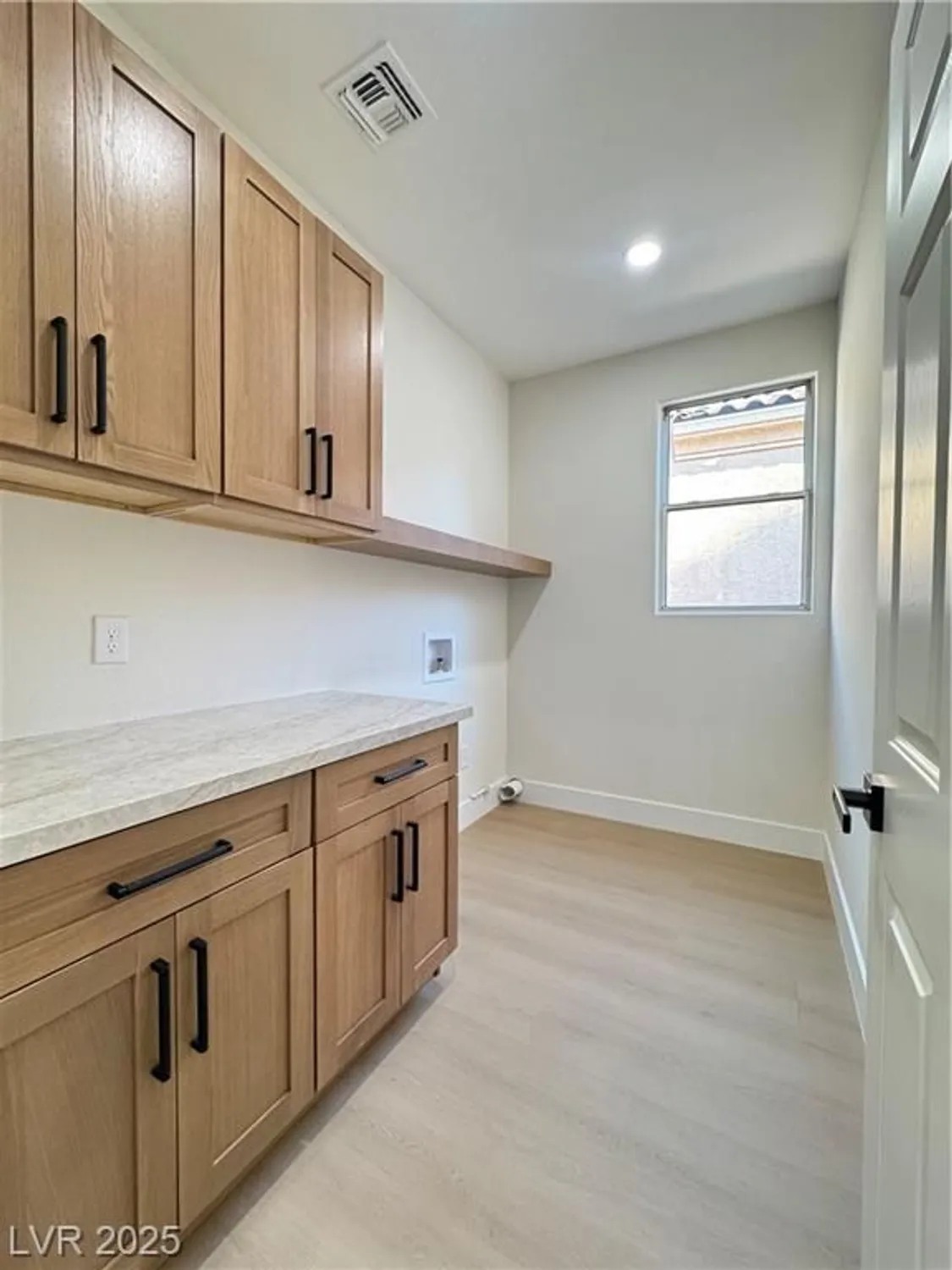 Property Slideshow image 57 of 66 | 2784 cherrydale falls dr, Henderson, NV, 89052