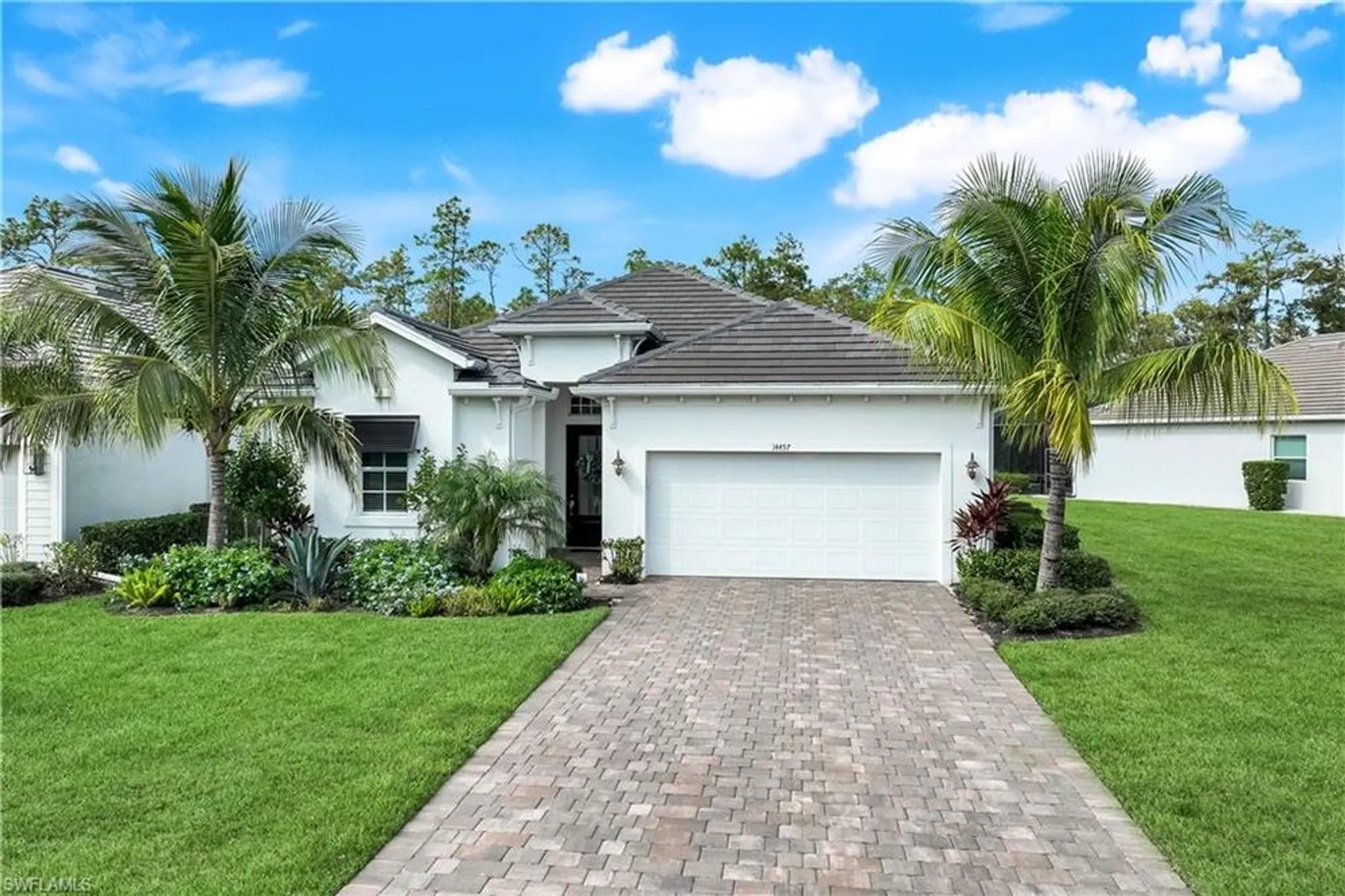 Property Slideshow image 4 of 40 | 14457 blue bay cir, Fort Myers, FL, 33913
