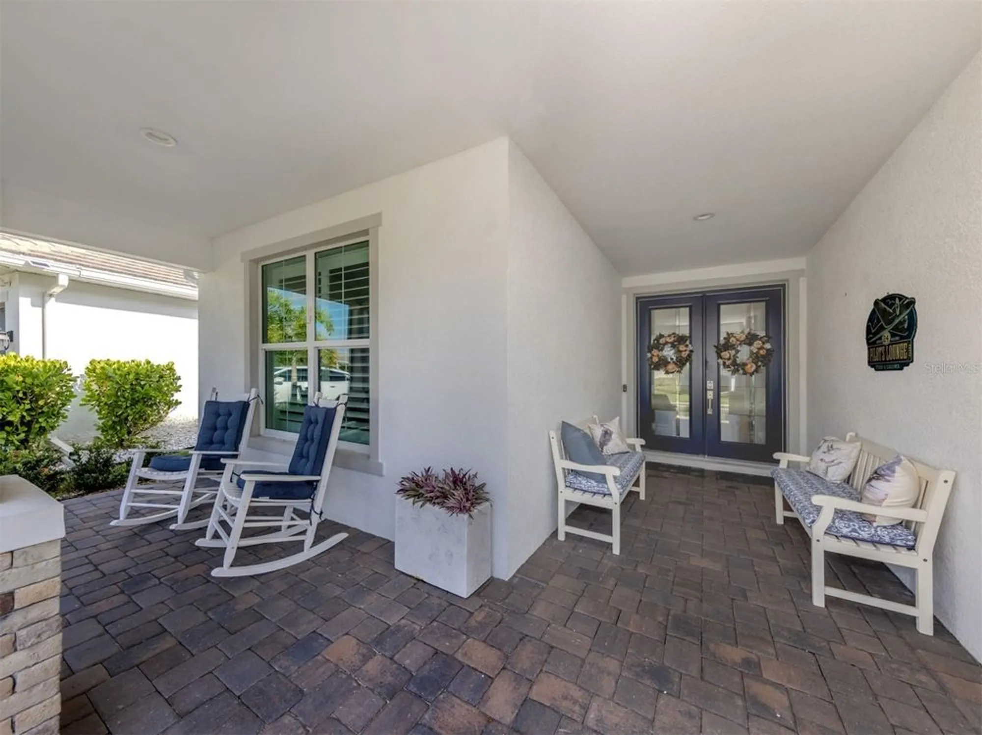Property Slideshow image 5 of 78 | 592 mistiflower cir, Nokomis, FL, 34275