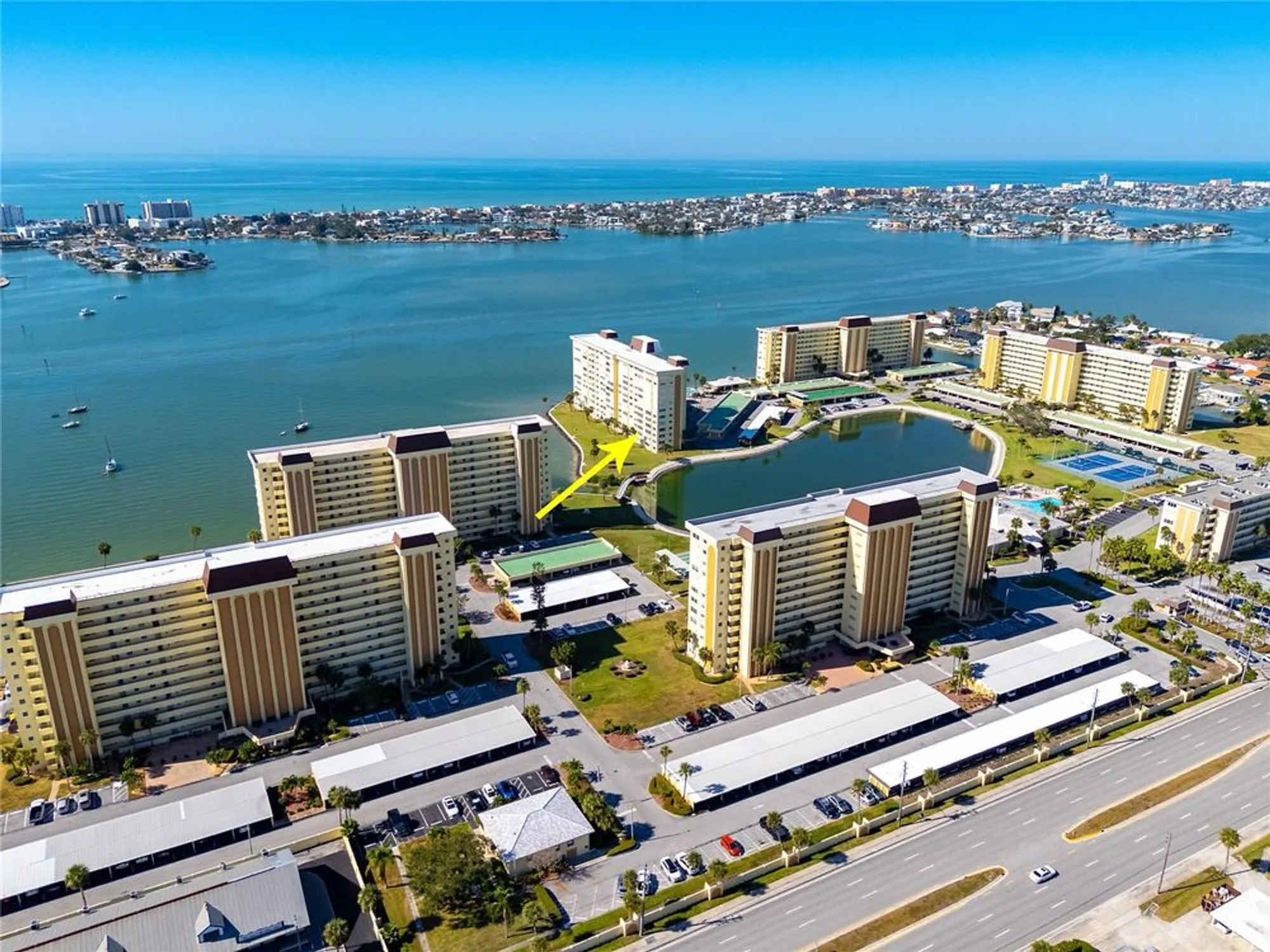 Property Slideshow image 26 of 39 | 4775 cove cir apt 203, St Petersburg, FL, 33708