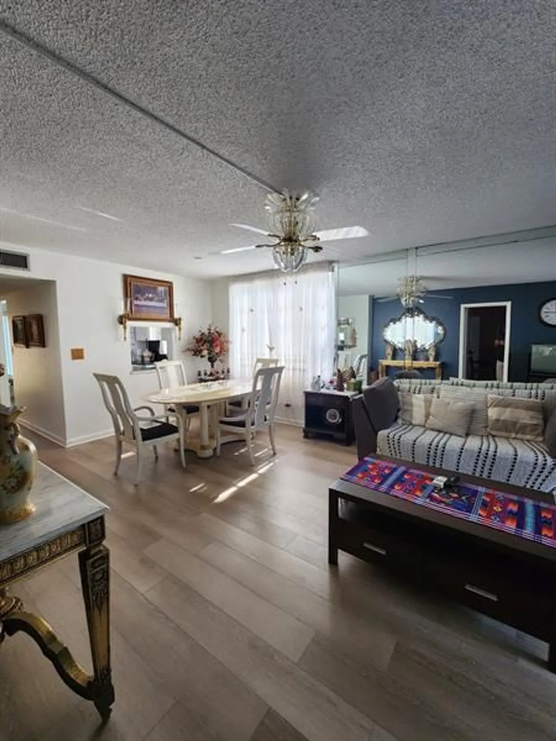 Property Slideshow image 8 of 14 | 5851 nw 62nd ave 101, Tamarac, FL, 33319