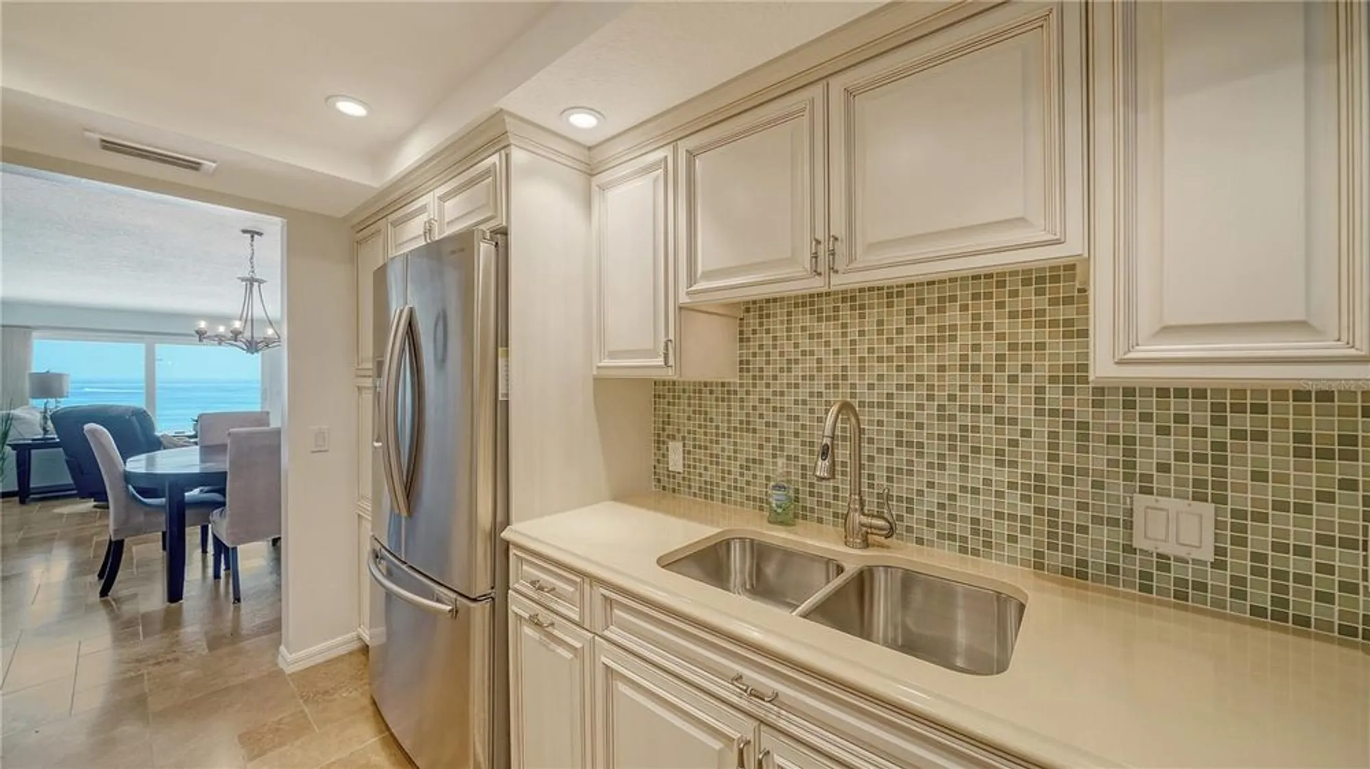 Property Slideshow image 10 of 63 | 19 whispering sands dr apt 805, Sarasota, FL, 34242