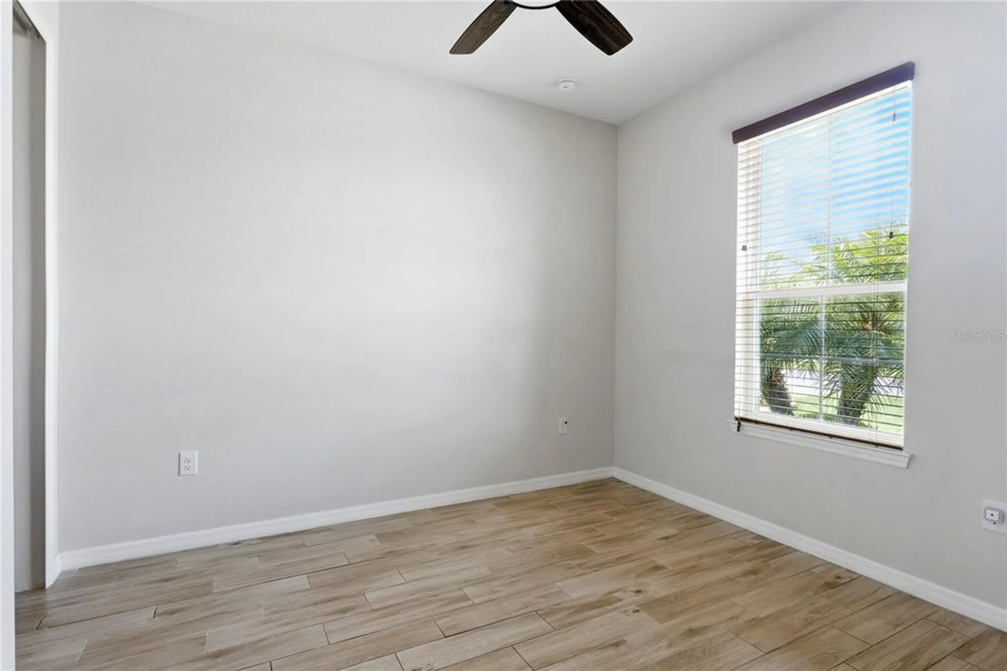 Property Slideshow image 18 of 37 | 142 olympus way, Kissimmee, FL, 34759