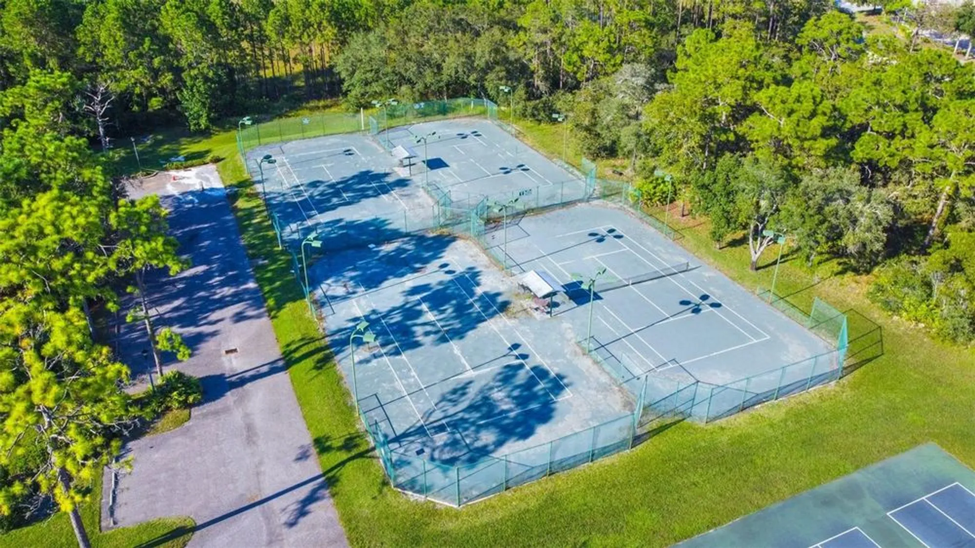 Property Slideshow image 24 of 31 | 9426 mississippi run, Weeki Wachee, FL, 34613