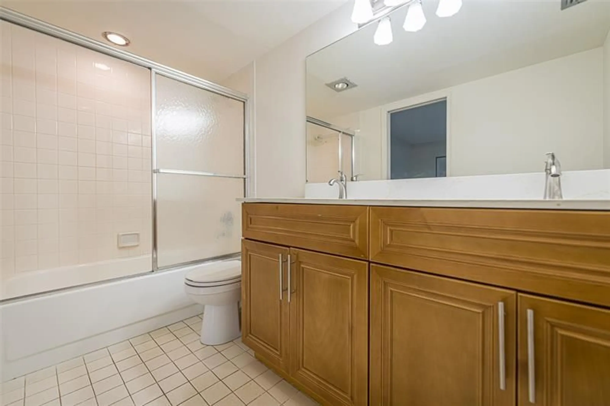 Property Slideshow image 17 of 30 | 3405 bimini ln d1, Coconut Creek, FL, 33066