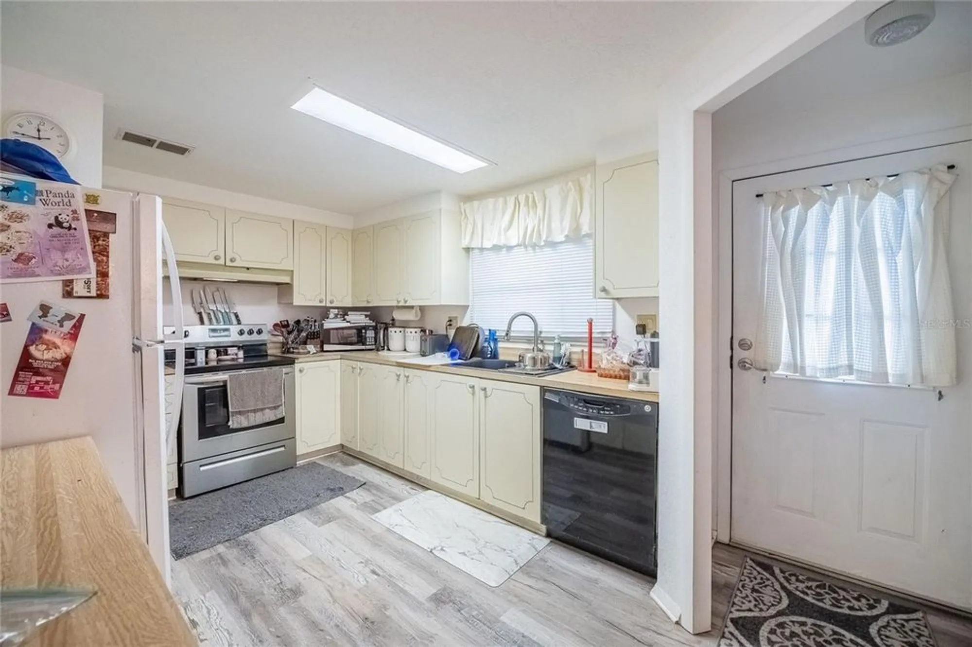Property Slideshow image 10 of 29 | 3202 otter creek ct, Lakeland, FL, 33810