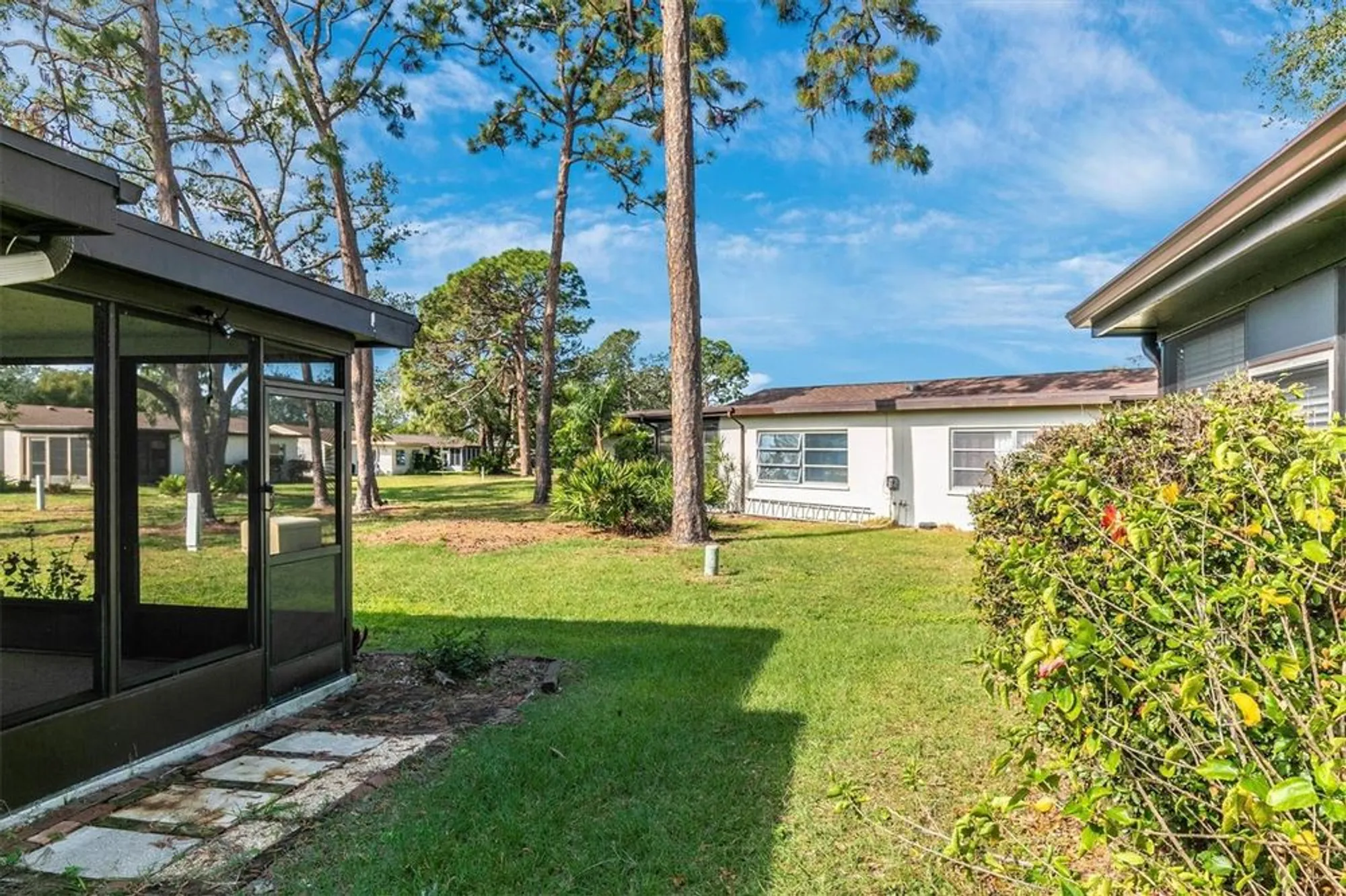 Property Slideshow image 54 of 74 | 6124 green view dr # 139, Sarasota, FL, 34231