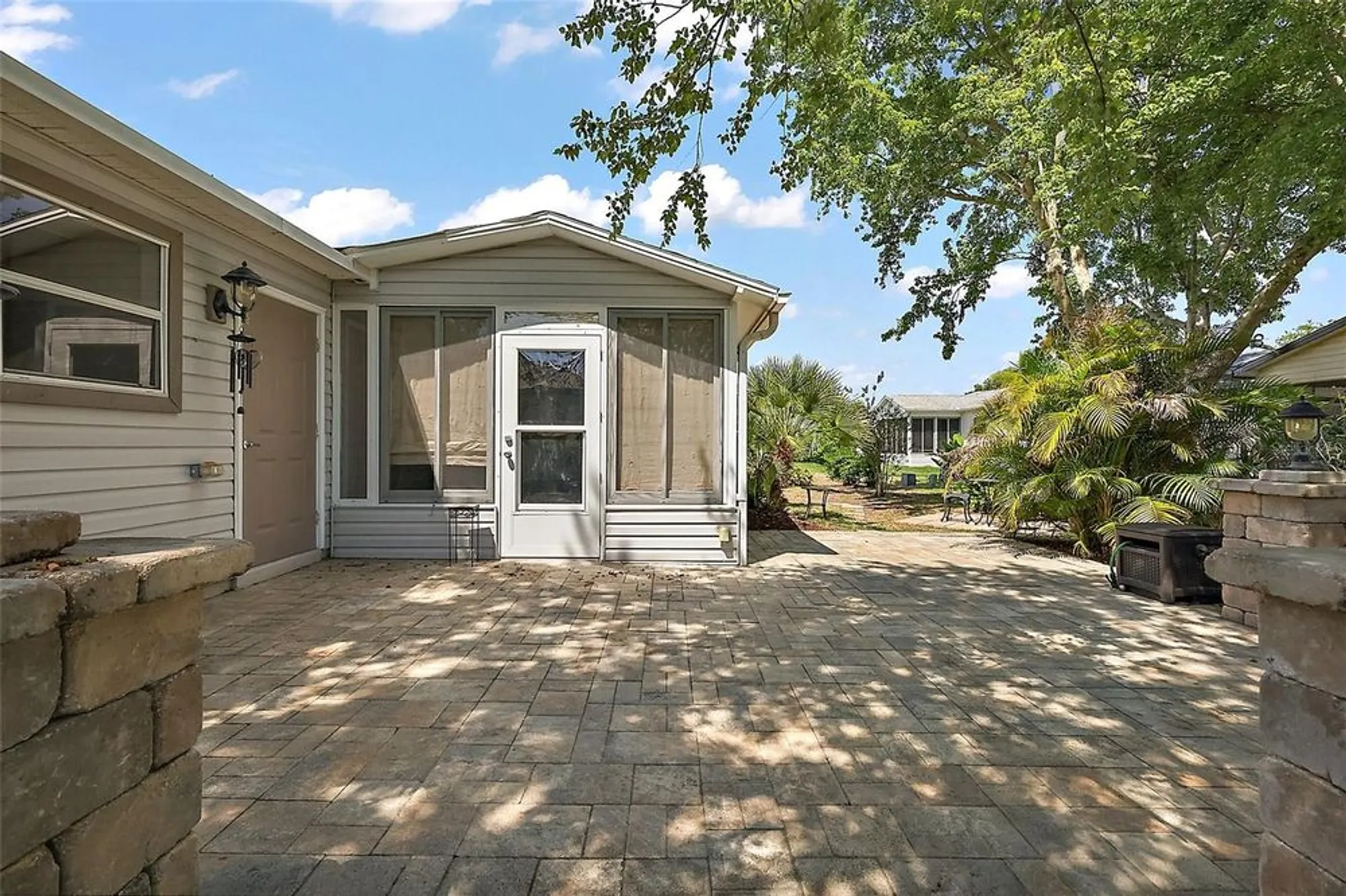 Property Slideshow image 25 of 34 | 2003 cordero ct, The Villages, FL, 32159