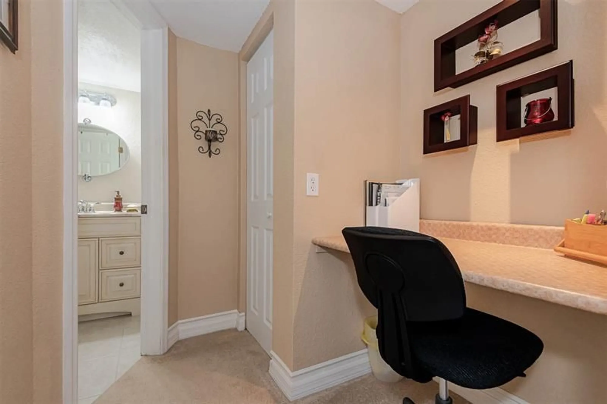 Property Slideshow image 24 of 45 | 4751 nw 21st st 4p, Lauderhill, FL, 33313