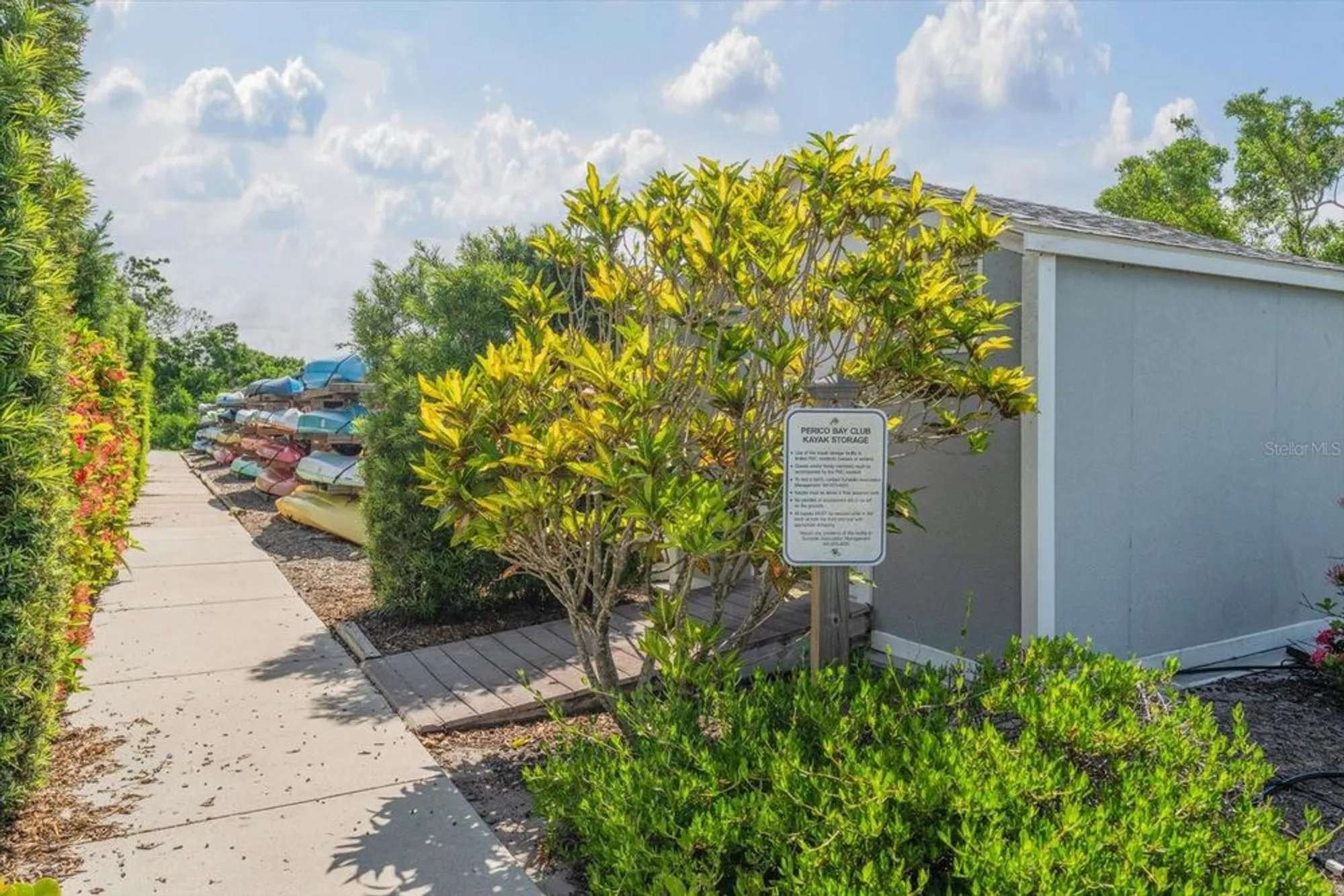 Property Slideshow image 53 of 65 | 970 sandpiper cir # 970, Bradenton, FL, 34209