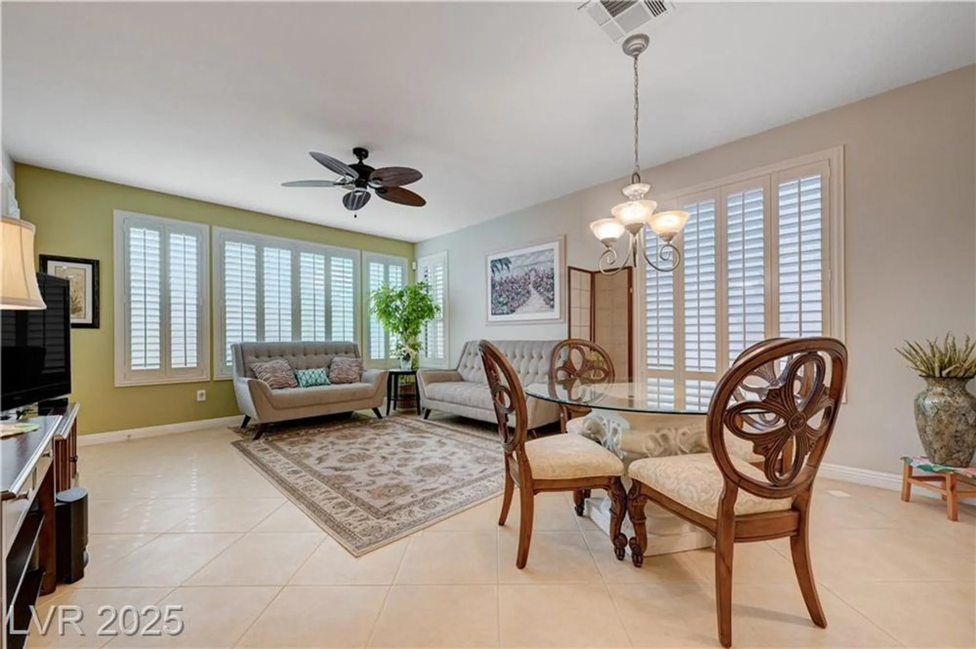 Property Slideshow image 11 of 99 | 10241 premia pl, Las Vegas, NV, 89135
