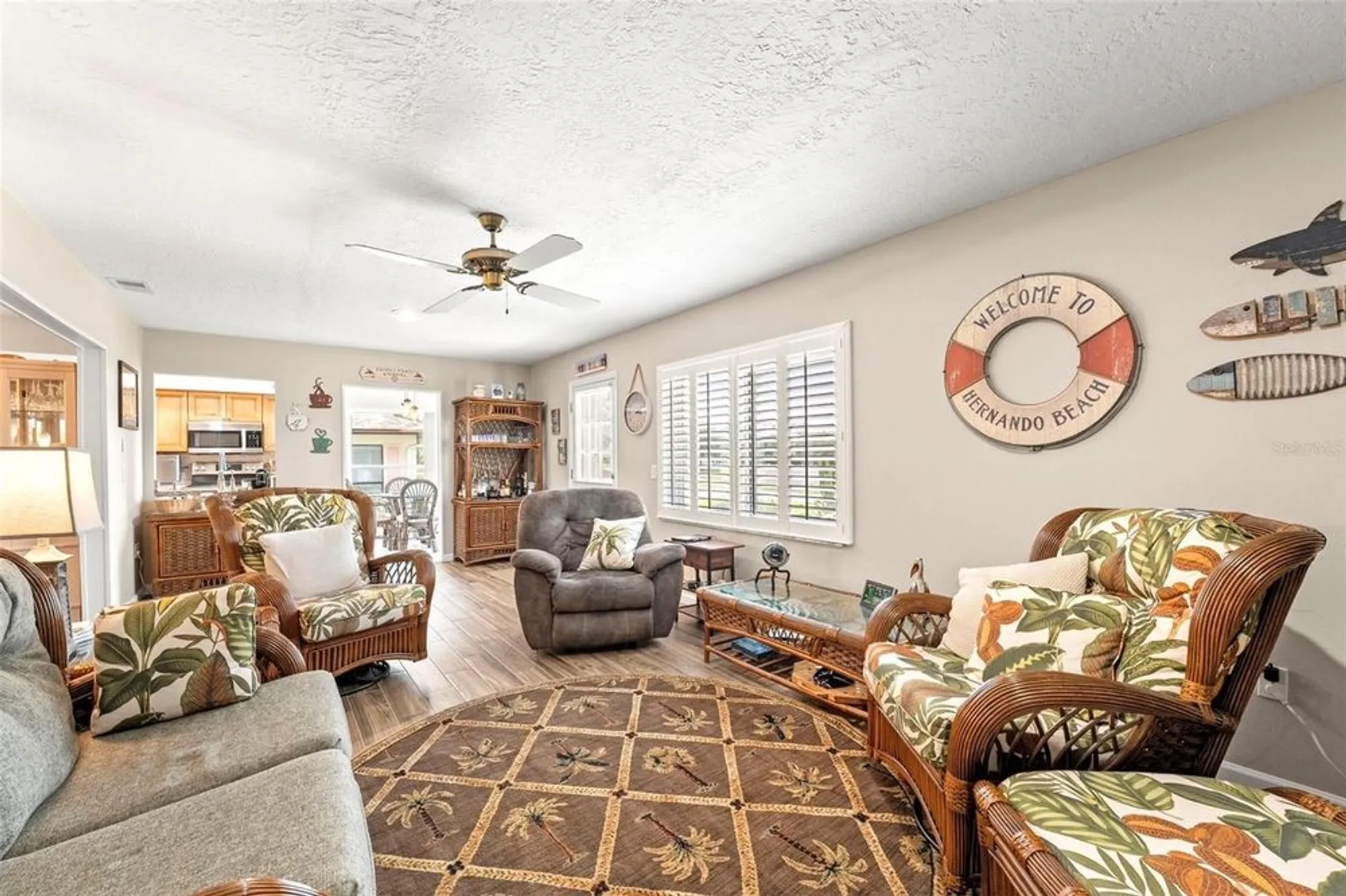 Property Slideshow image 12 of 48 | 6282 darien way, Spring Hill, FL, 34606