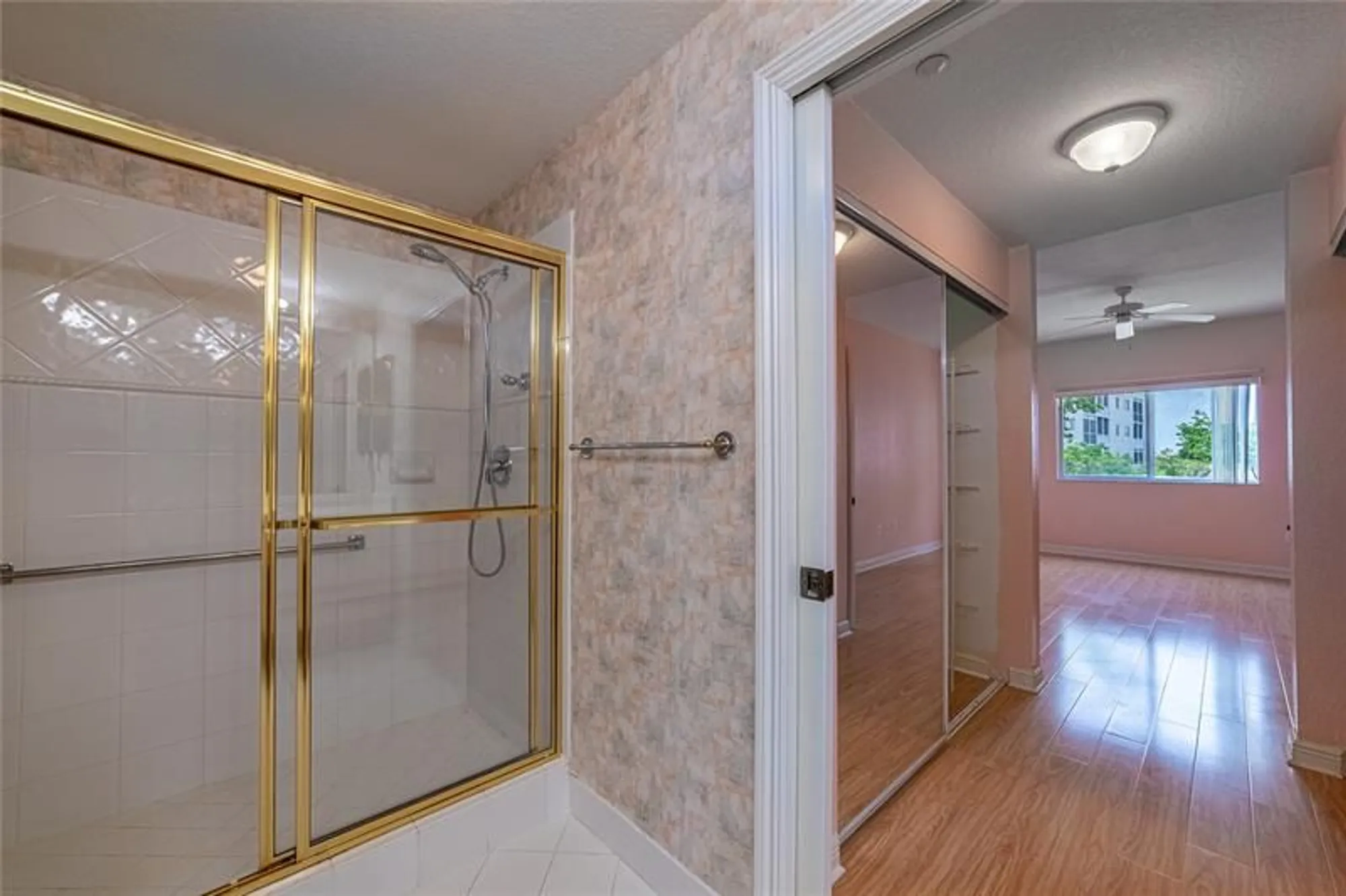 Property Slideshow image 20 of 39 | 7739 southampton ter 202, Tamarac, FL, 33321