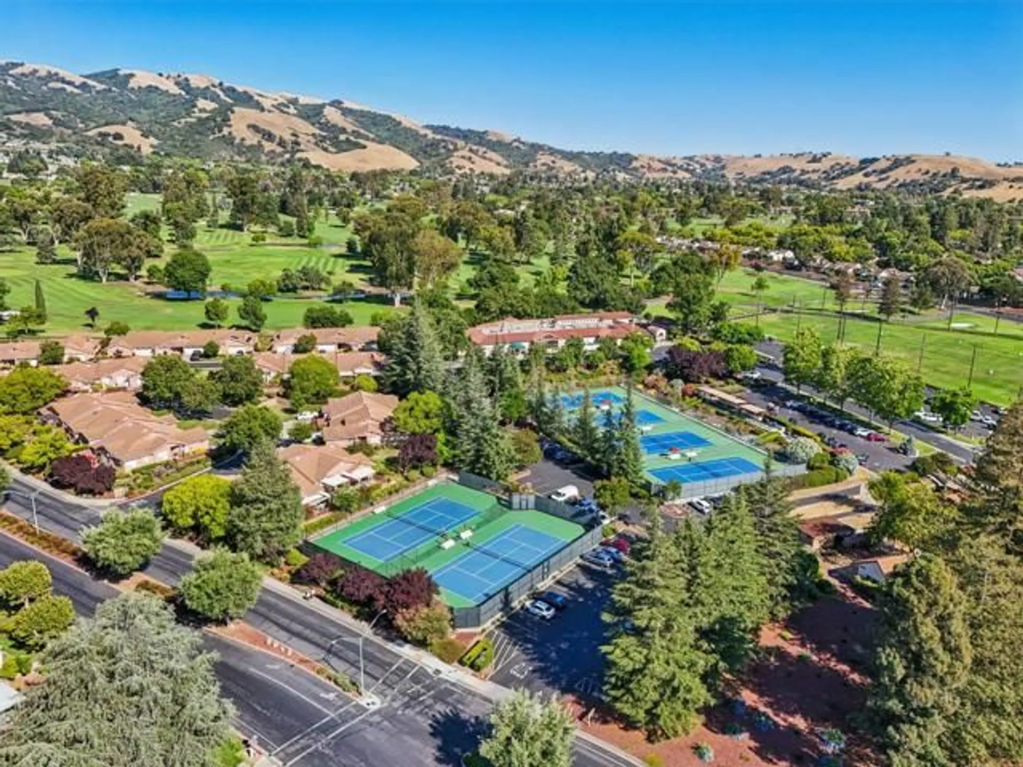 Property Slideshow image 42 of 45 | 5286 cribari hts, San Jose, CA, 95135