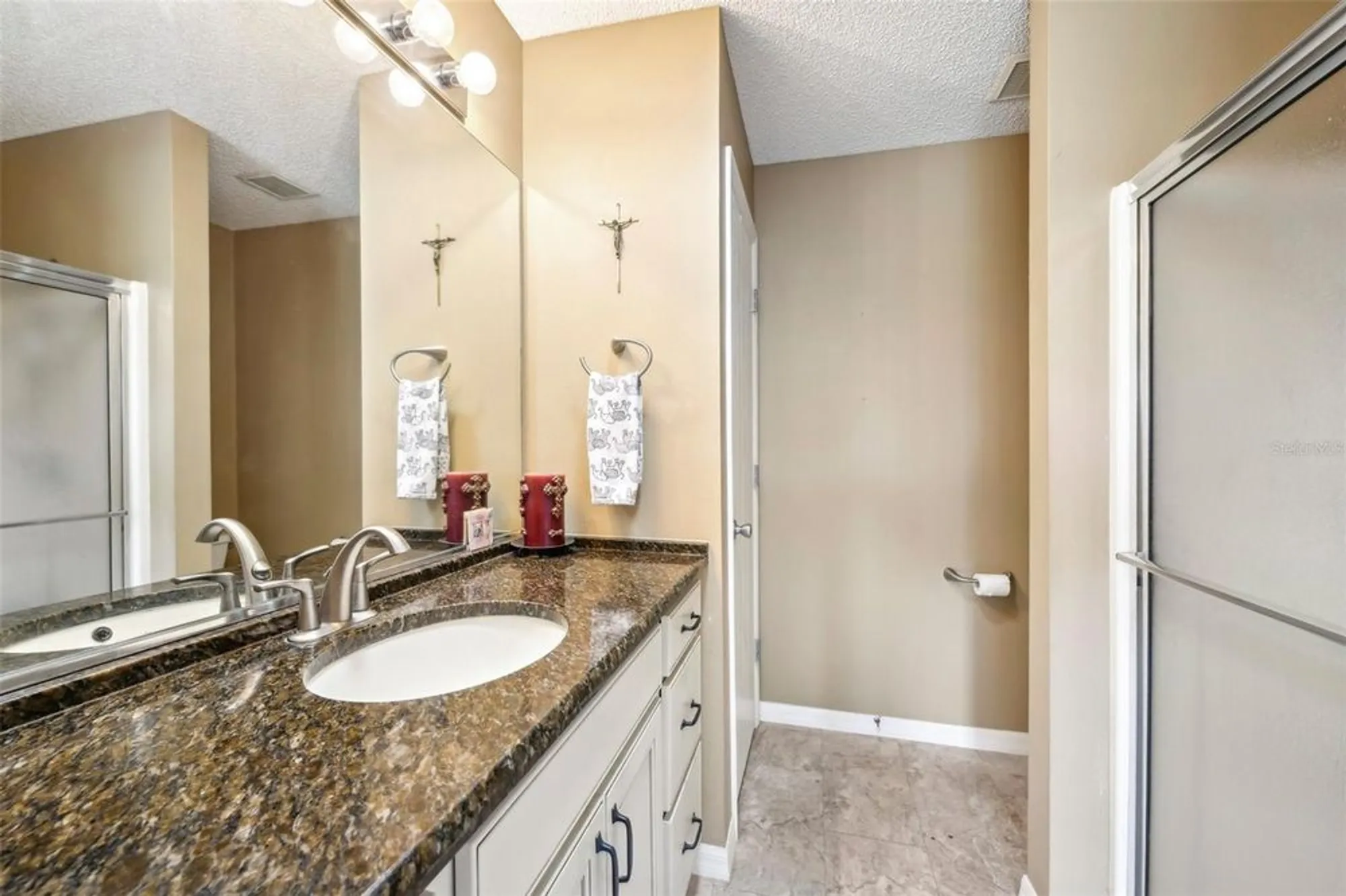 Property Slideshow image 20 of 47 | 8039 se 174th belhaven loop, The Villages, FL, 32162