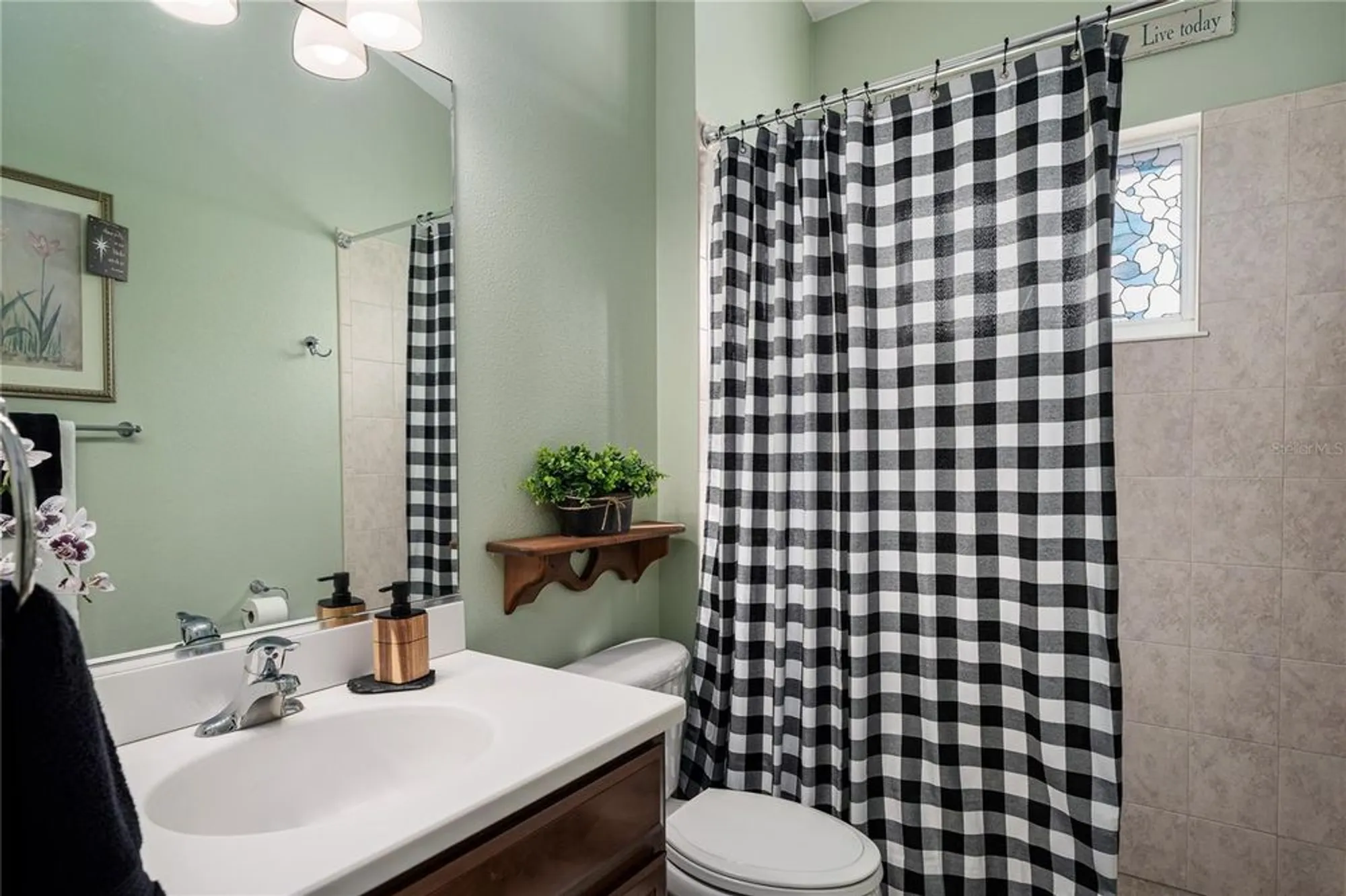 Property Slideshow image 27 of 65 | 6552 tailfeather way, Bradenton, FL, 34203