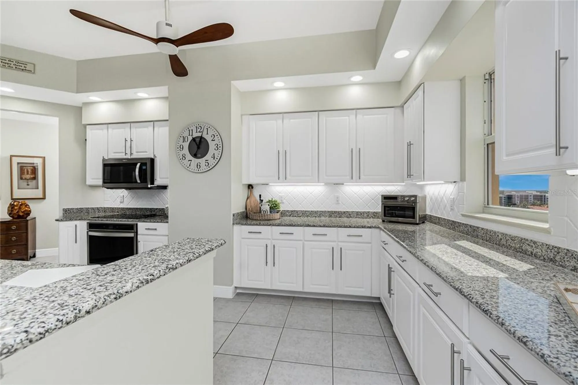 Property Slideshow image 15 of 65 | 3313 sunset key cir 701, Punta Gorda, FL, 33955