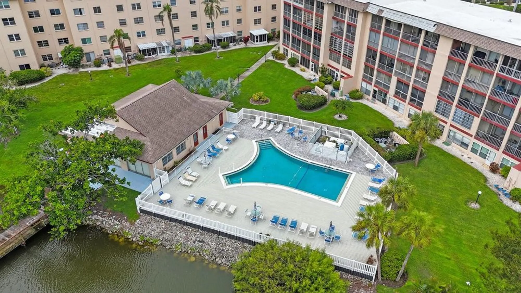 Property Slideshow image 36 of 39 | 4155 heron way # e-301, Bradenton, FL, 34205