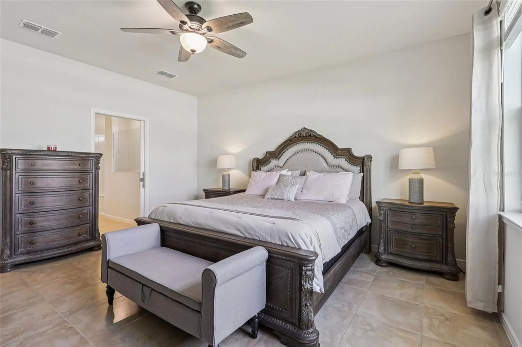 Property Slideshow image 22 of 49 | 2015 spring shower cir, Kissimmee, FL, 34744