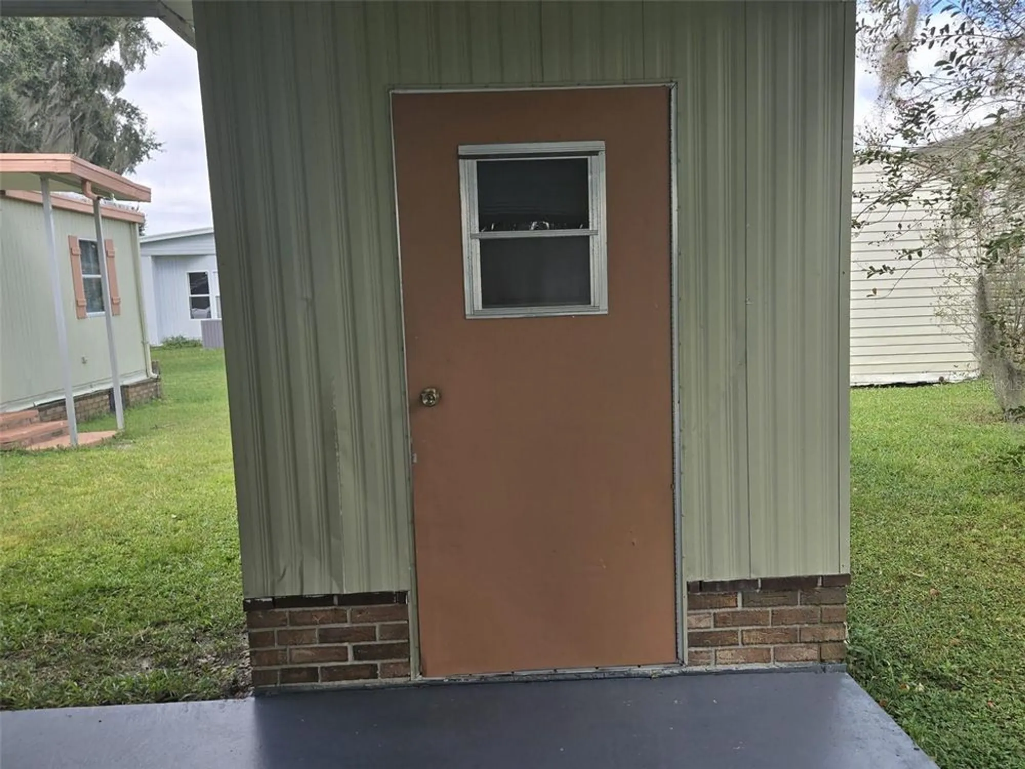 Property Slideshow image 14 of 27 | 5562 lansing dr, Wildwood, FL, 34785