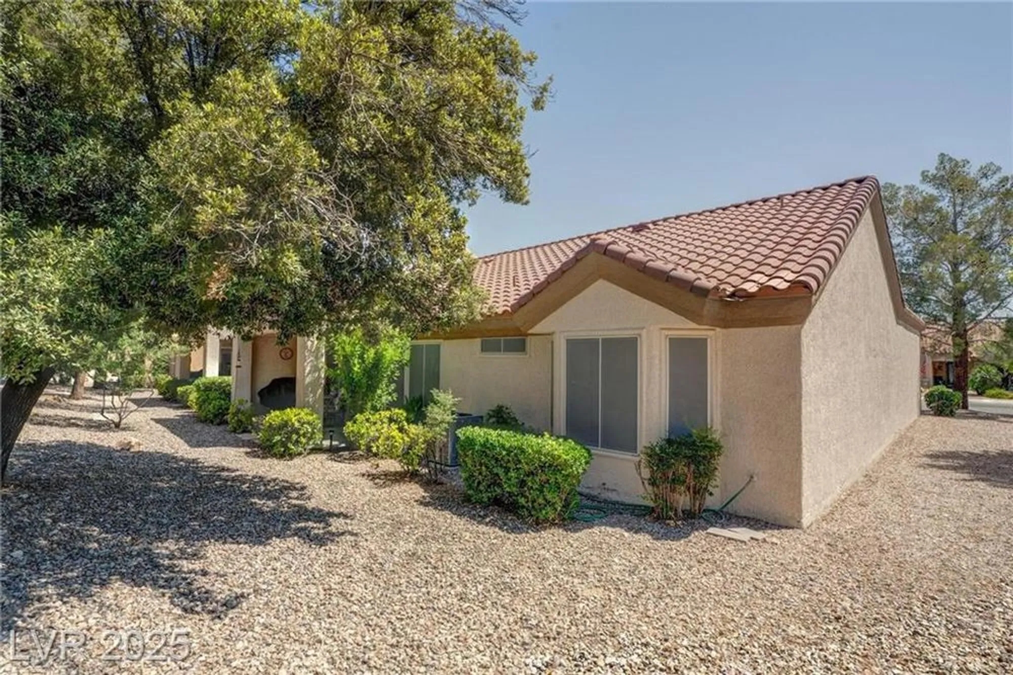 Property Slideshow image 41 of 42 | 2541 desert glen dr, Las Vegas, NV, 89134